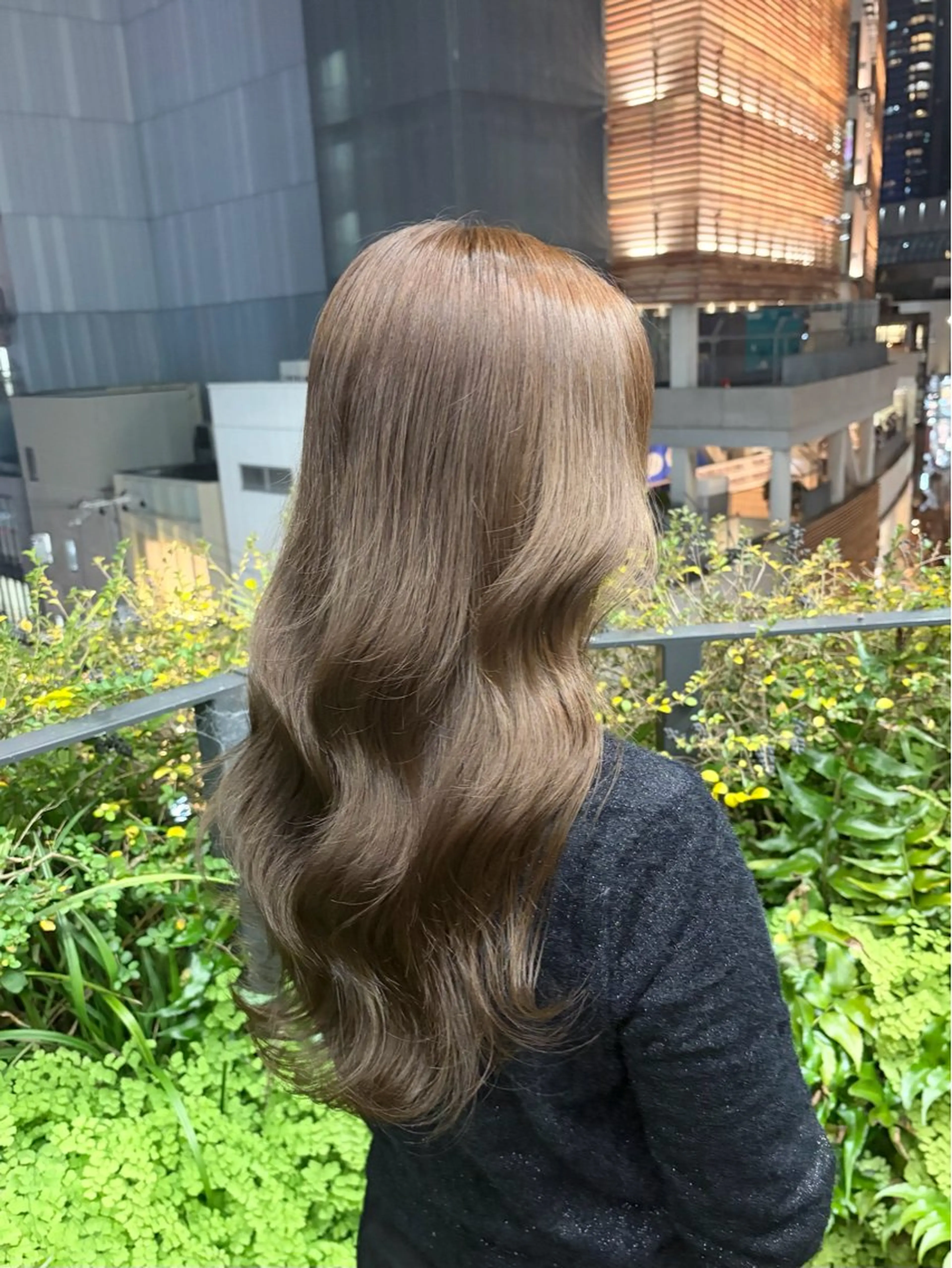 ロング カット ヘアカラー GRAN Lucia 梅田茶屋町店所属・柔らかいハイトーン/ kizunaのヘアスタイル