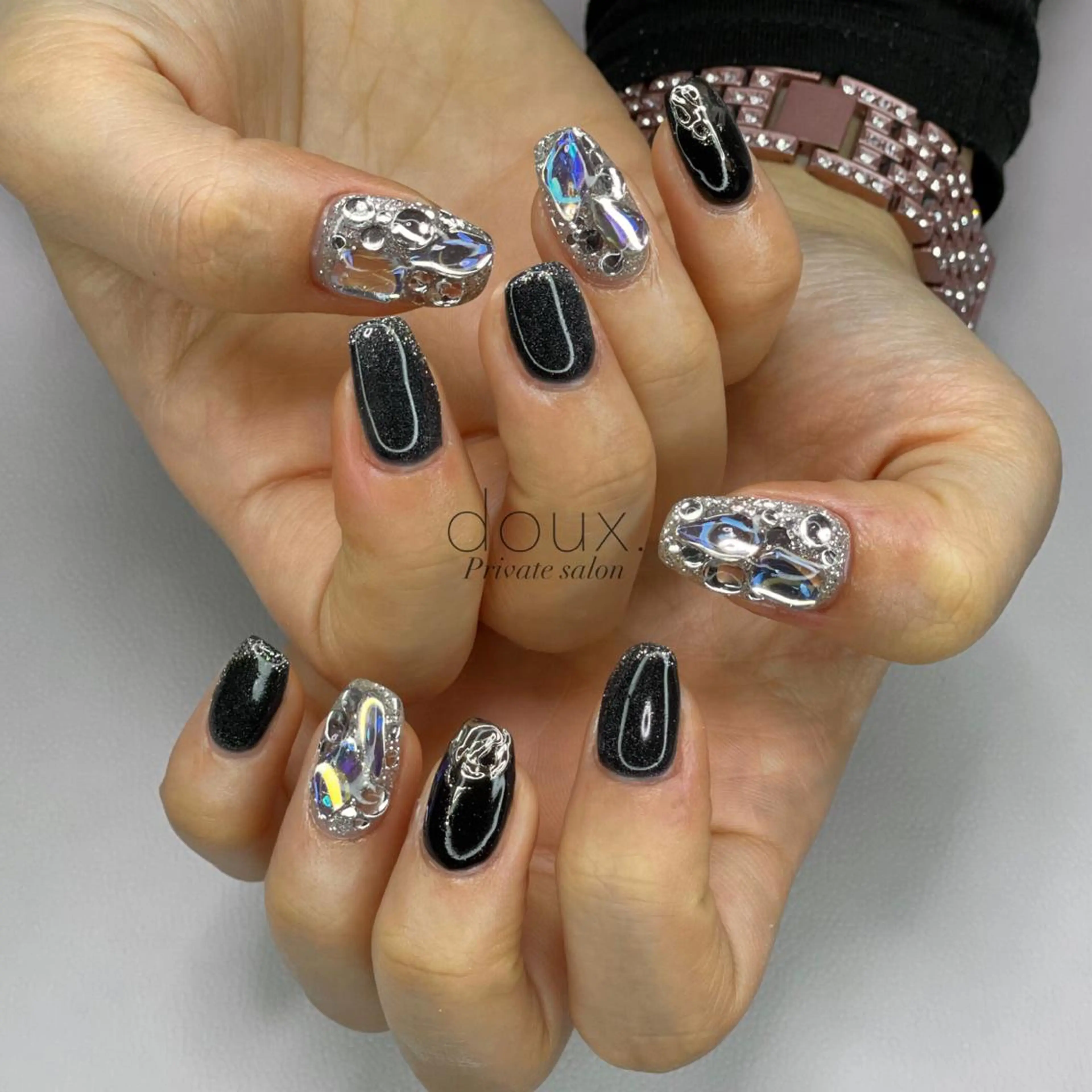 ネイル キラキラネイル doux. nailのネイルデザイン
