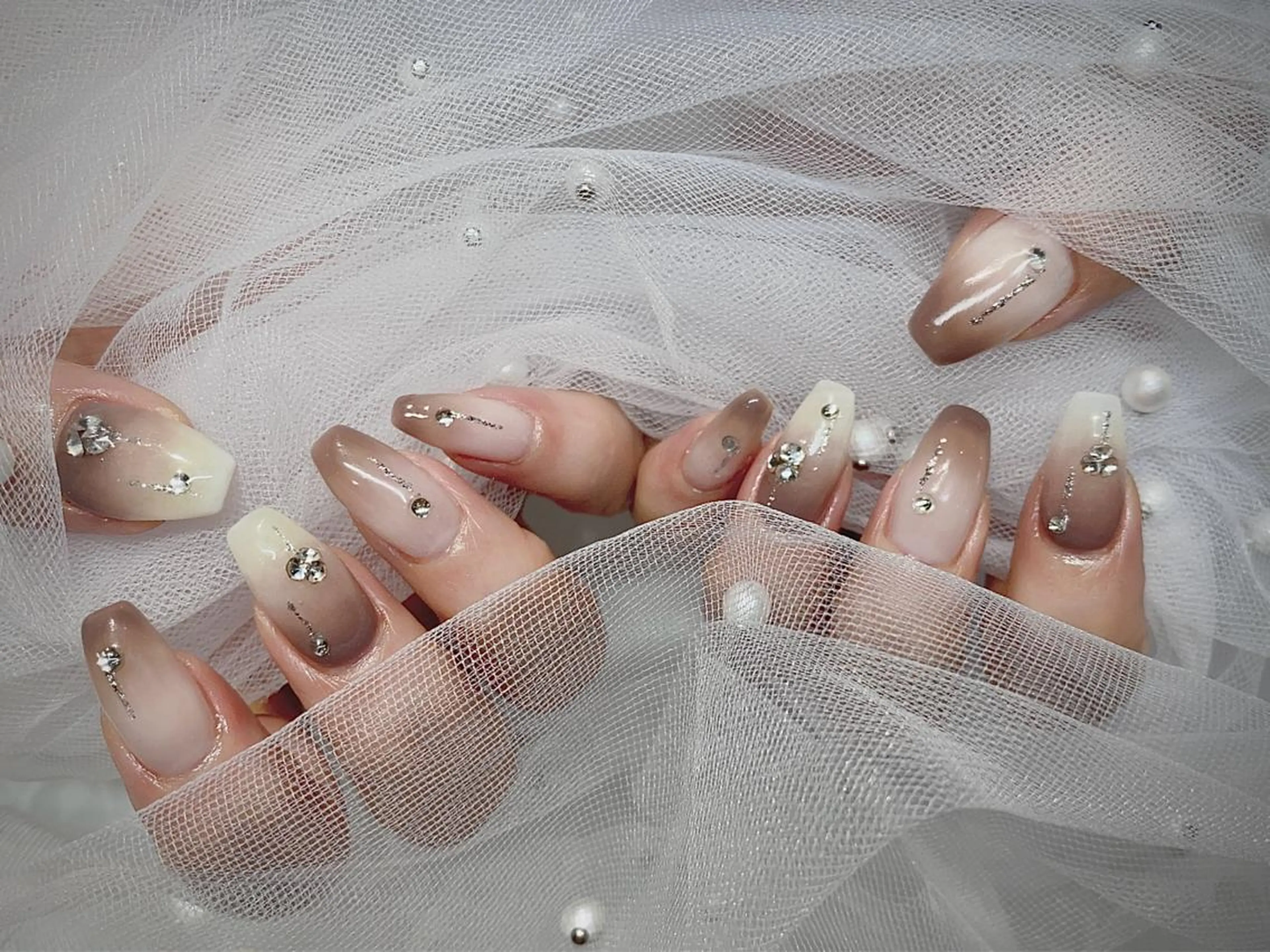 ネイル I-nailロング /ワンホン/キラキラのネイルデザイン