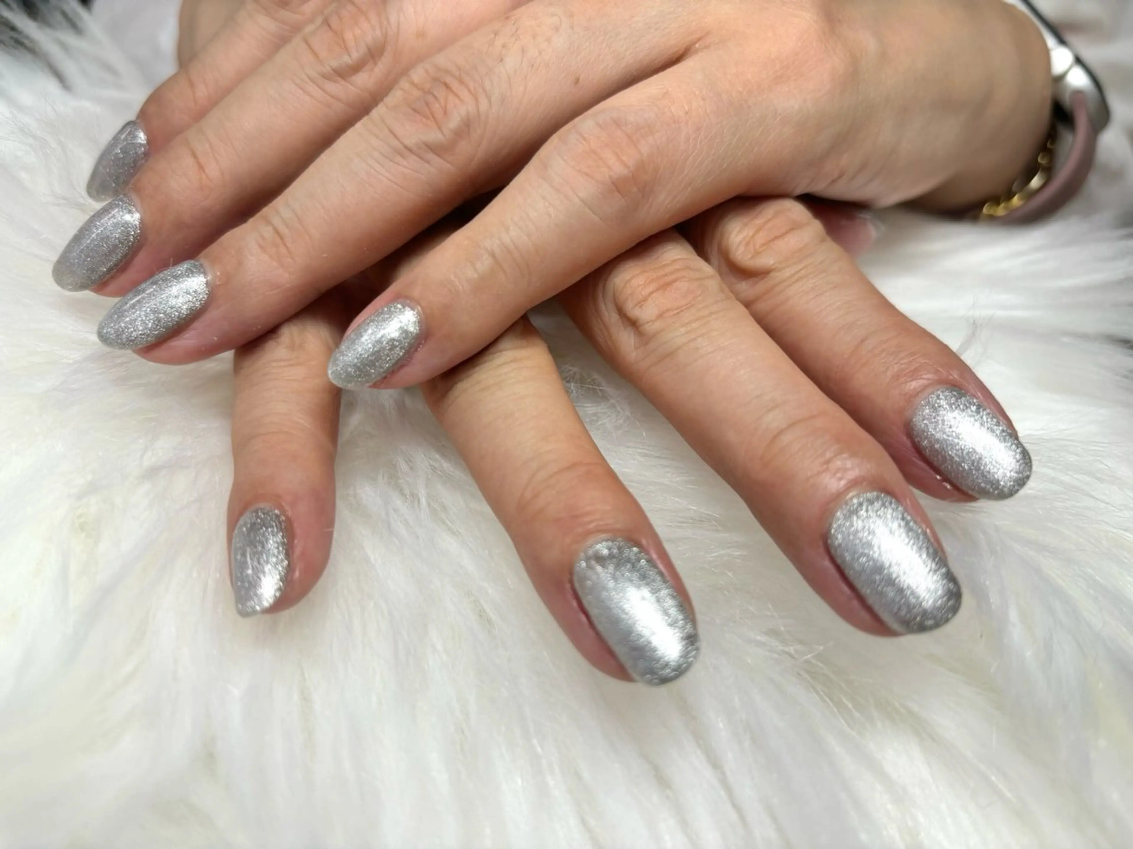 ネイル マグネットネイル シルバー SHIMA YURIEのネイルデザイン