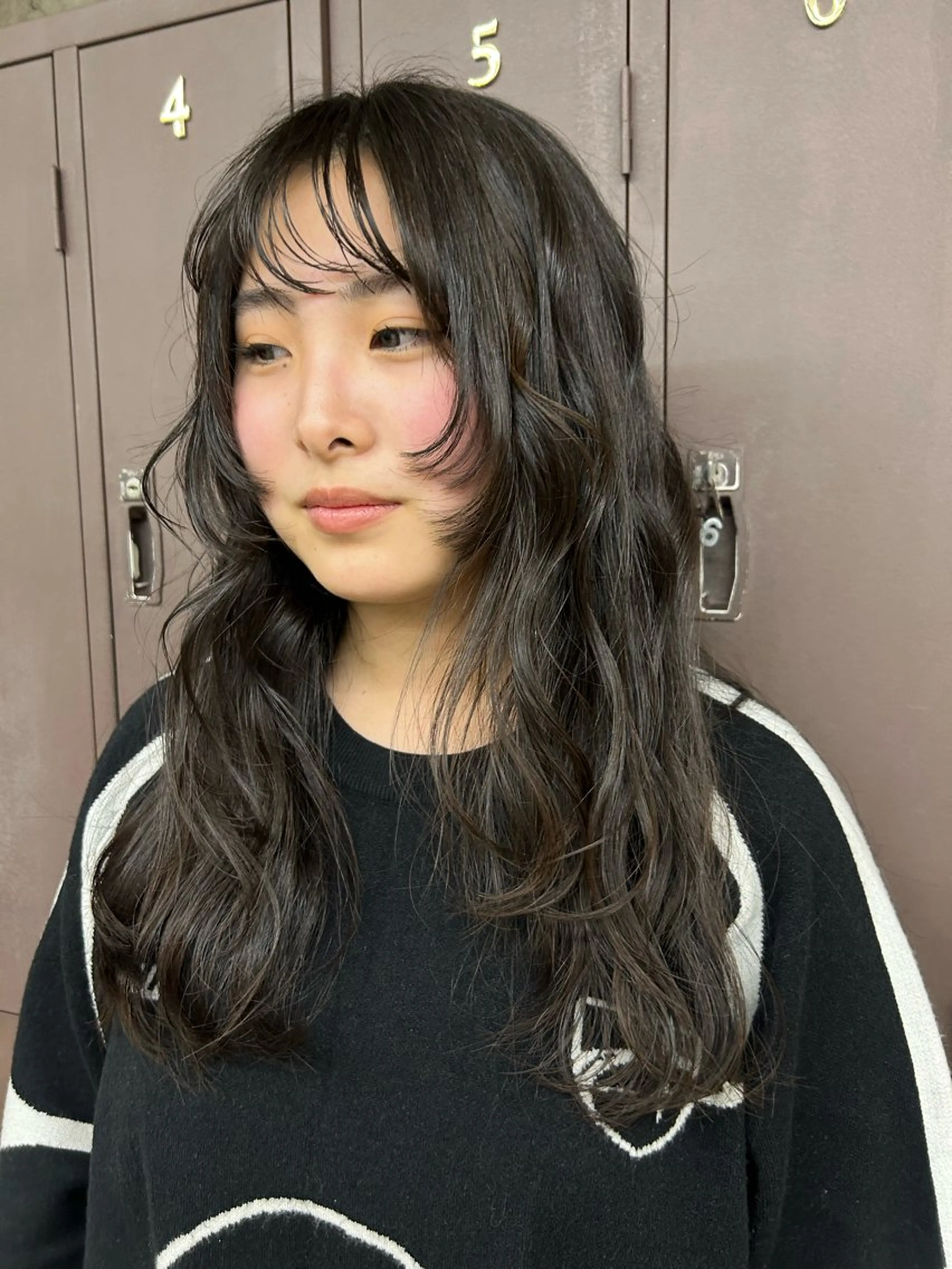 ロング 顔周りカット レイヤーカット maho/垢抜け カラー♡パーマのヘアスタイル