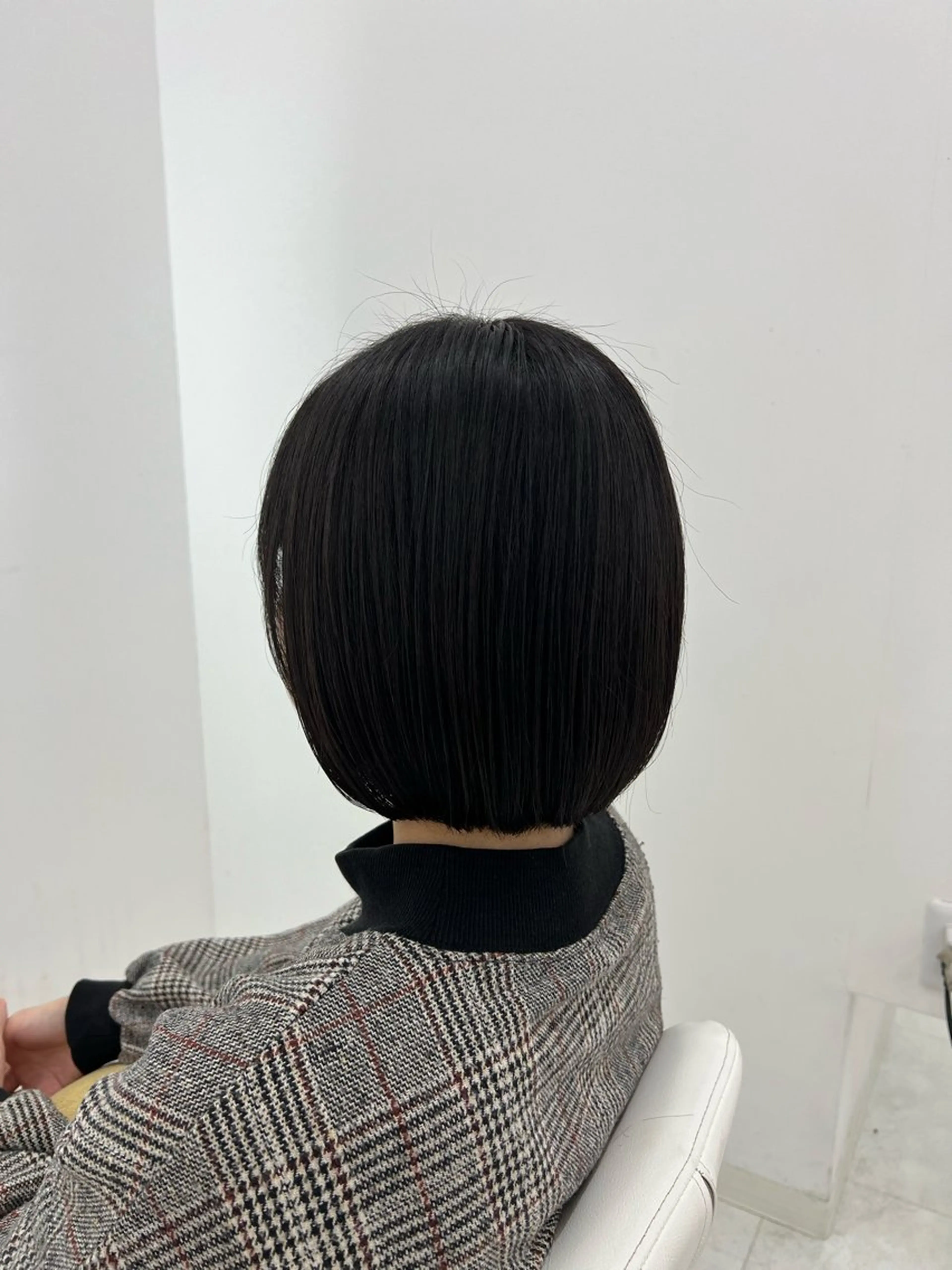 ショート カラー カット ヘアカラー トリートメント 吉田 悠乃のヘアスタイル