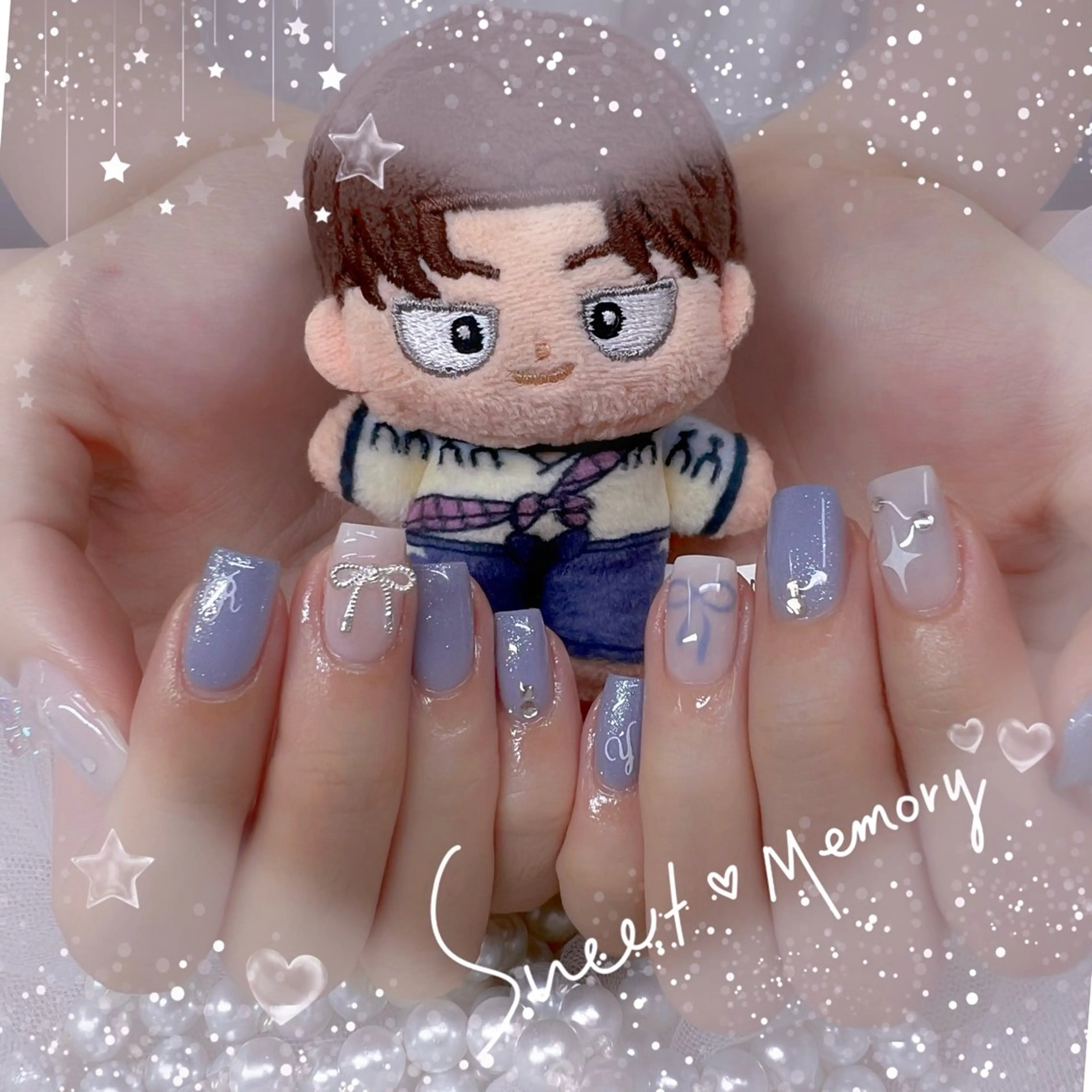 ネイル チークネイル フレンチネイル ガーリー ガラスフレンチ グラデーション ハンドネイル Chill Nailsalonのネイルデザイン