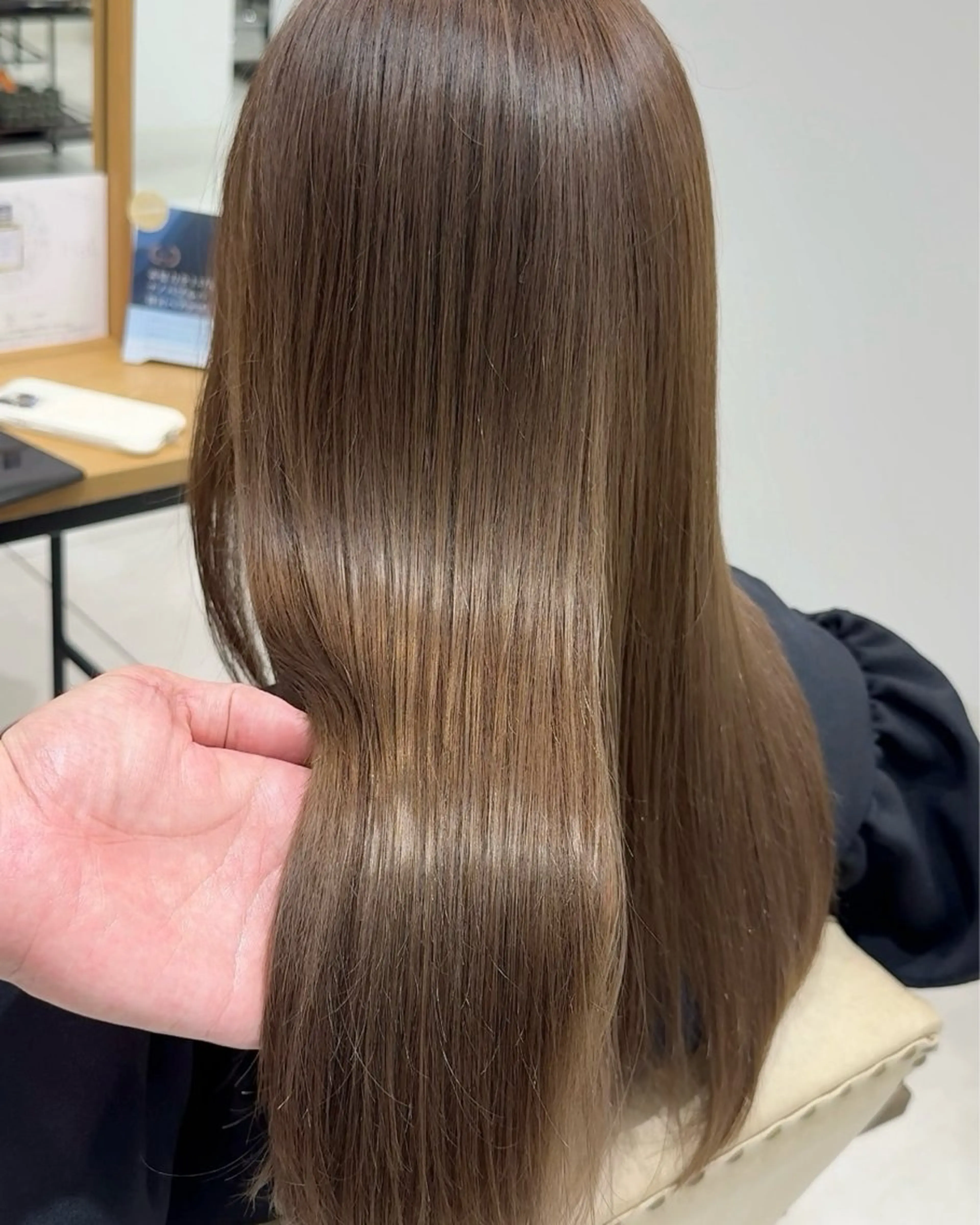 カラー ベージュカラー ブリーチ ブリーチなしカラー いしはら みおのヘアスタイル