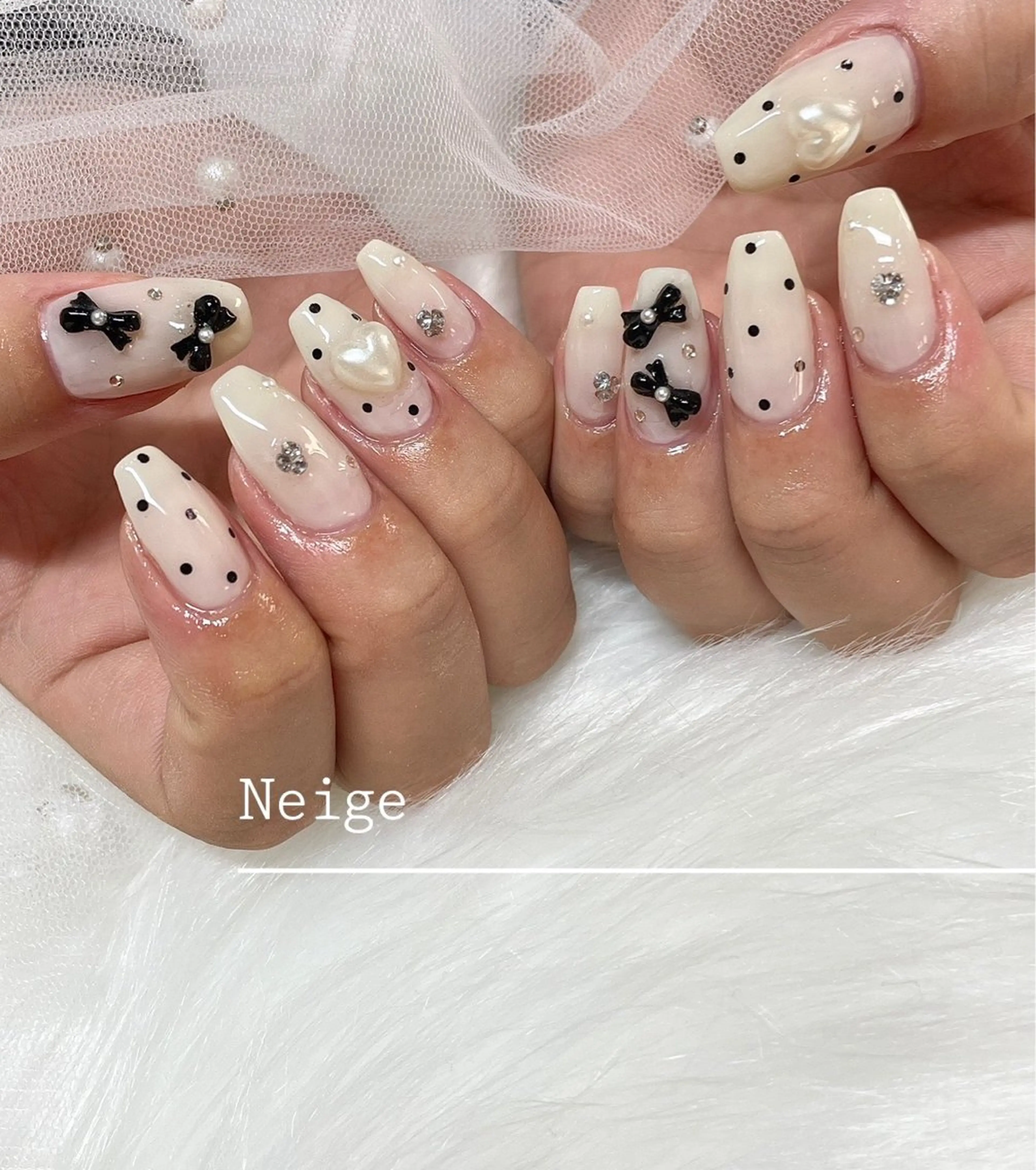 ネイル ハンドネイル Neige 𓂃 aiのネイルデザイン