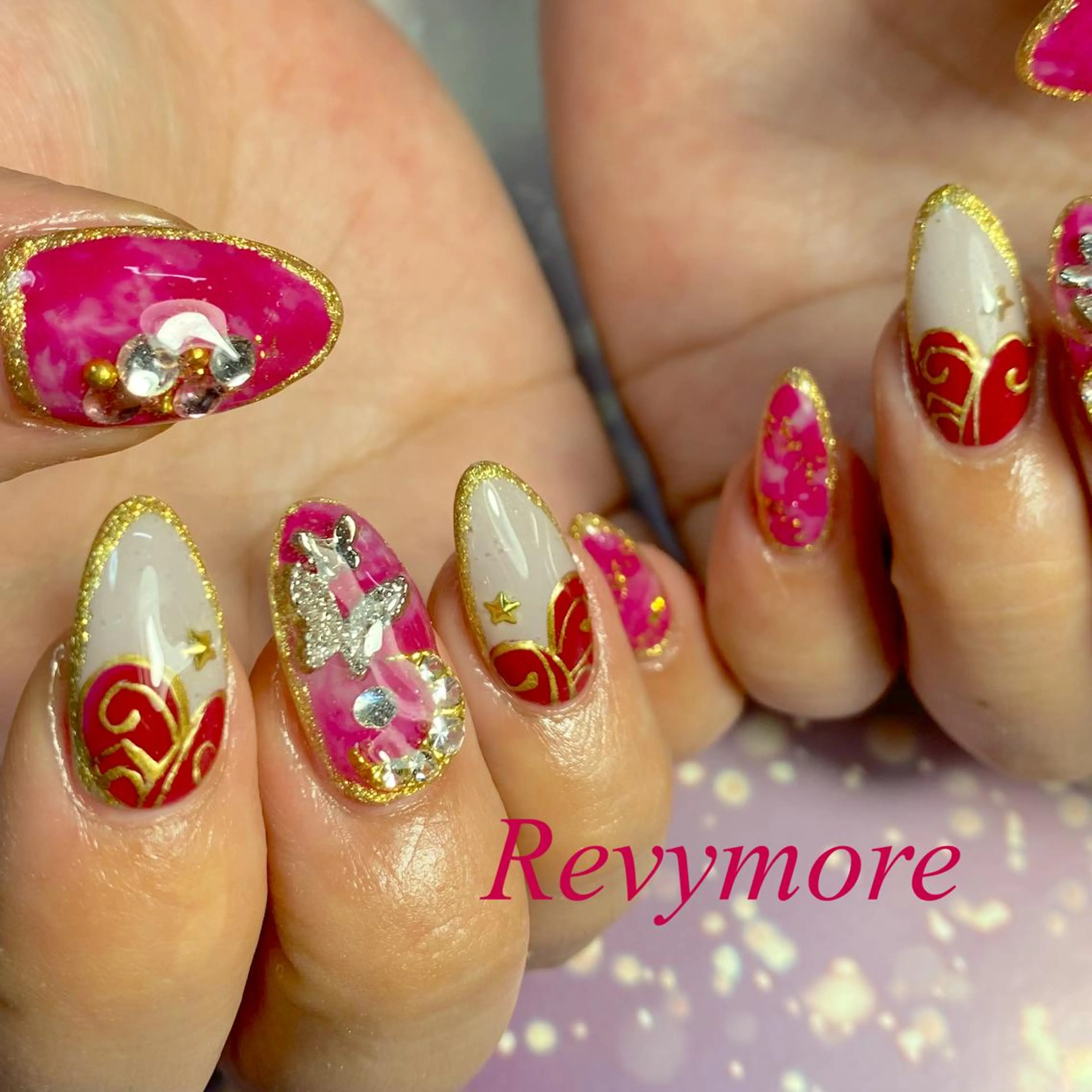 ミディアム ネイル ジェルネイル ハート 大理石ネイル(マーブル) ニュアンスネイル オフィスネイル nail salon Revymoreのネイルデザイン