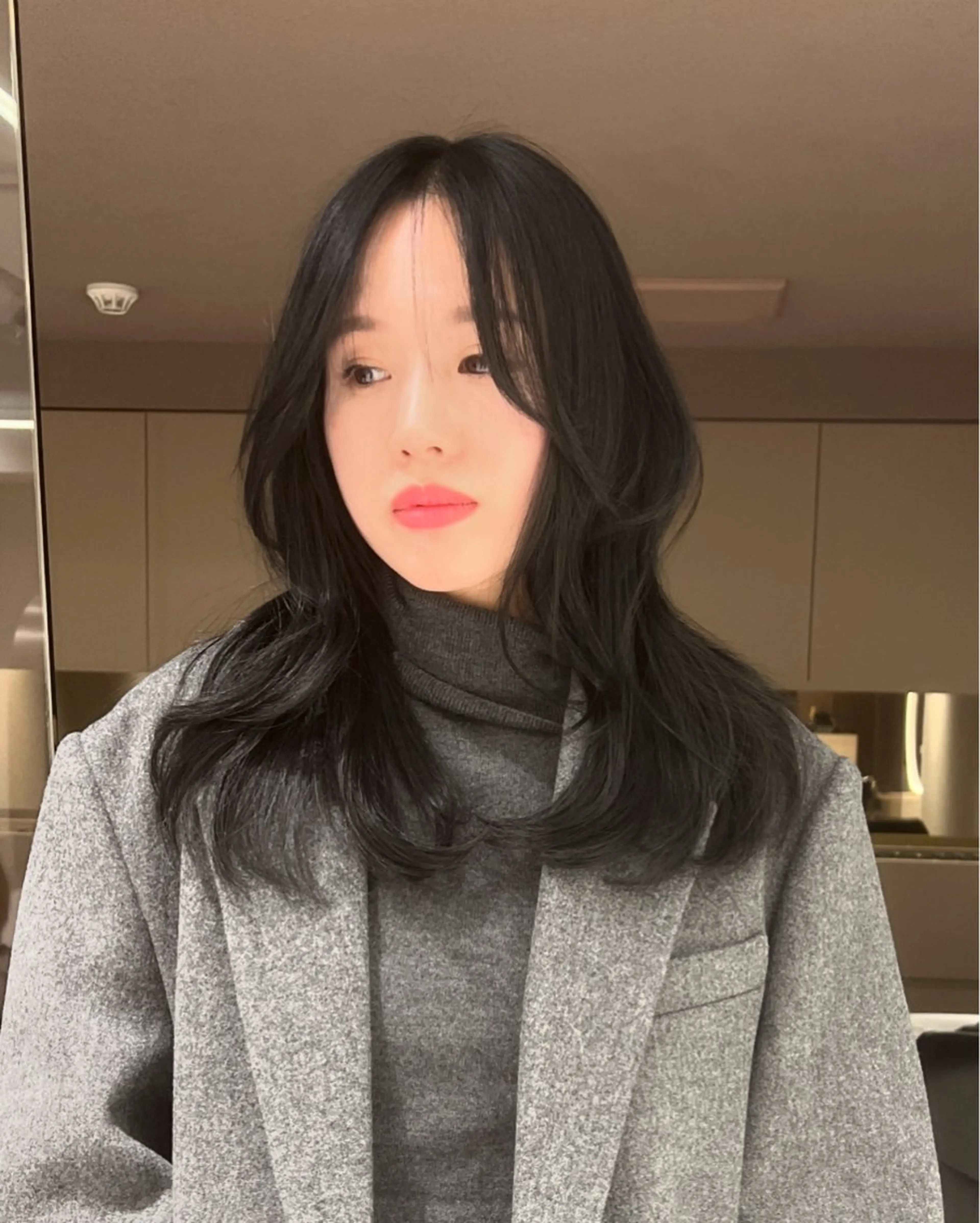 ロング ロングレイヤー レイヤーカット ロング ワンホンレイヤー rino🤍 恵比寿レイヤーカットのヘアスタイル