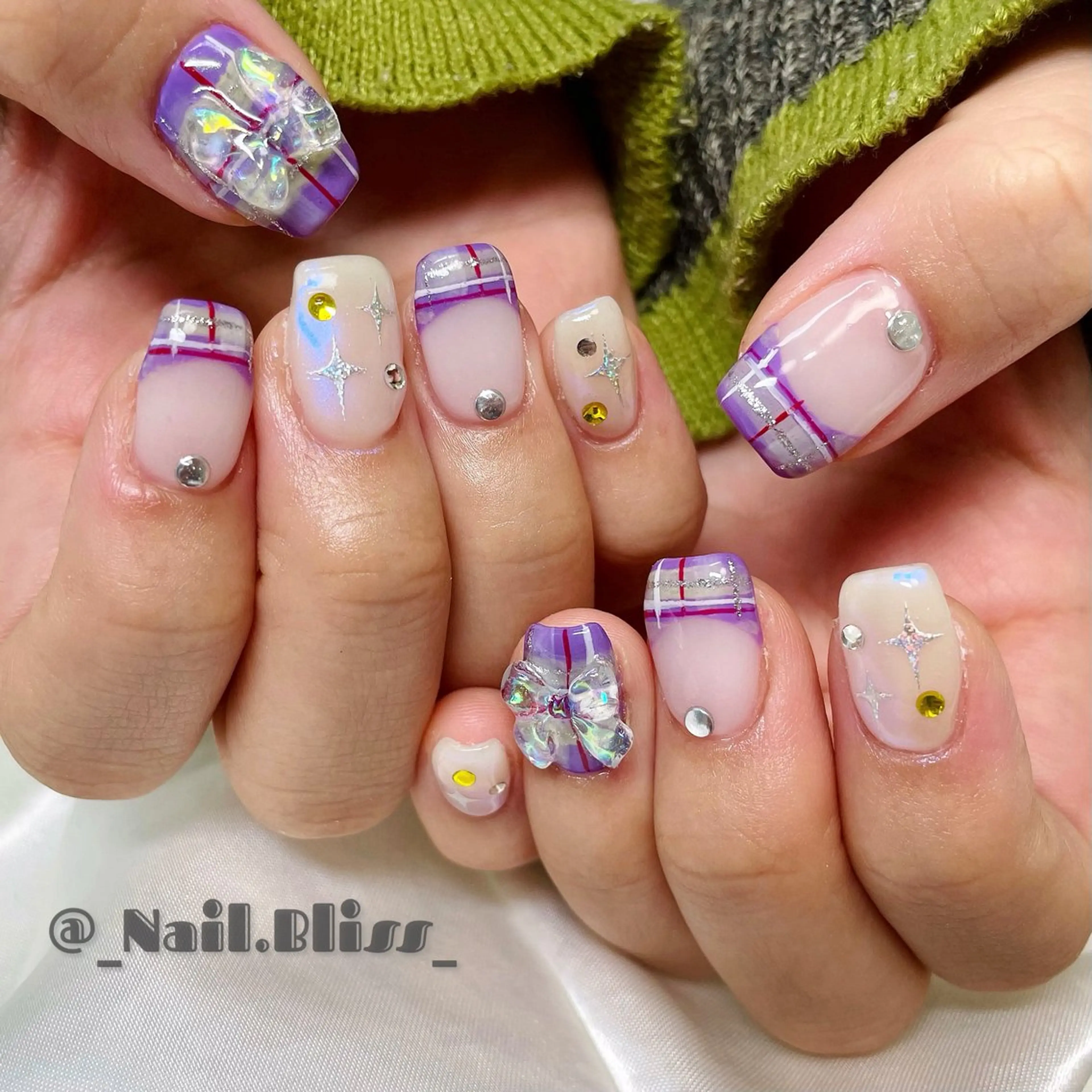 ネイル 持ち込み ハンドネイル NAIL BLISSのネイルデザイン