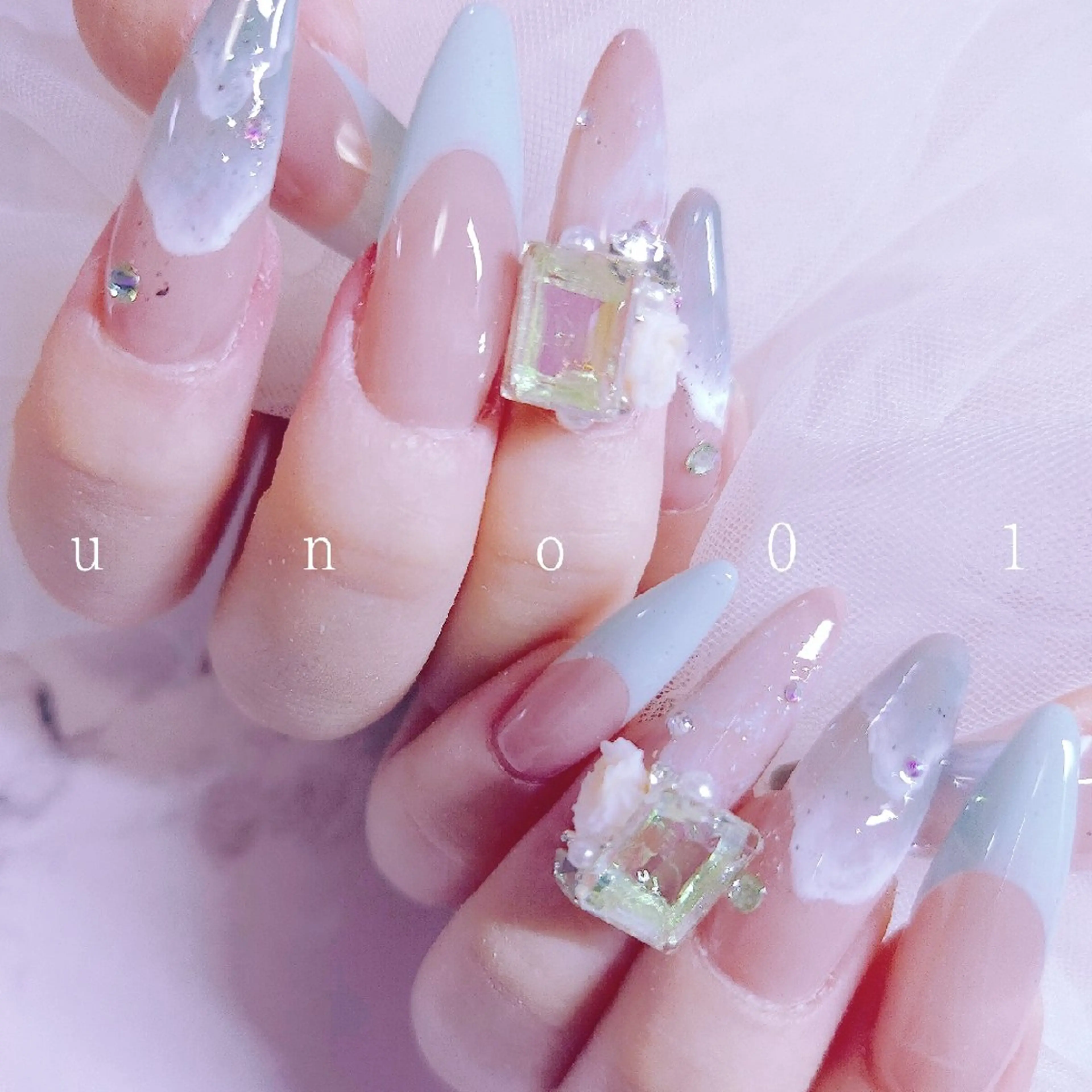 ネイル ハンドネイル 梅田🦄中崎町🩵 u n o 0 1のネイルデザイン