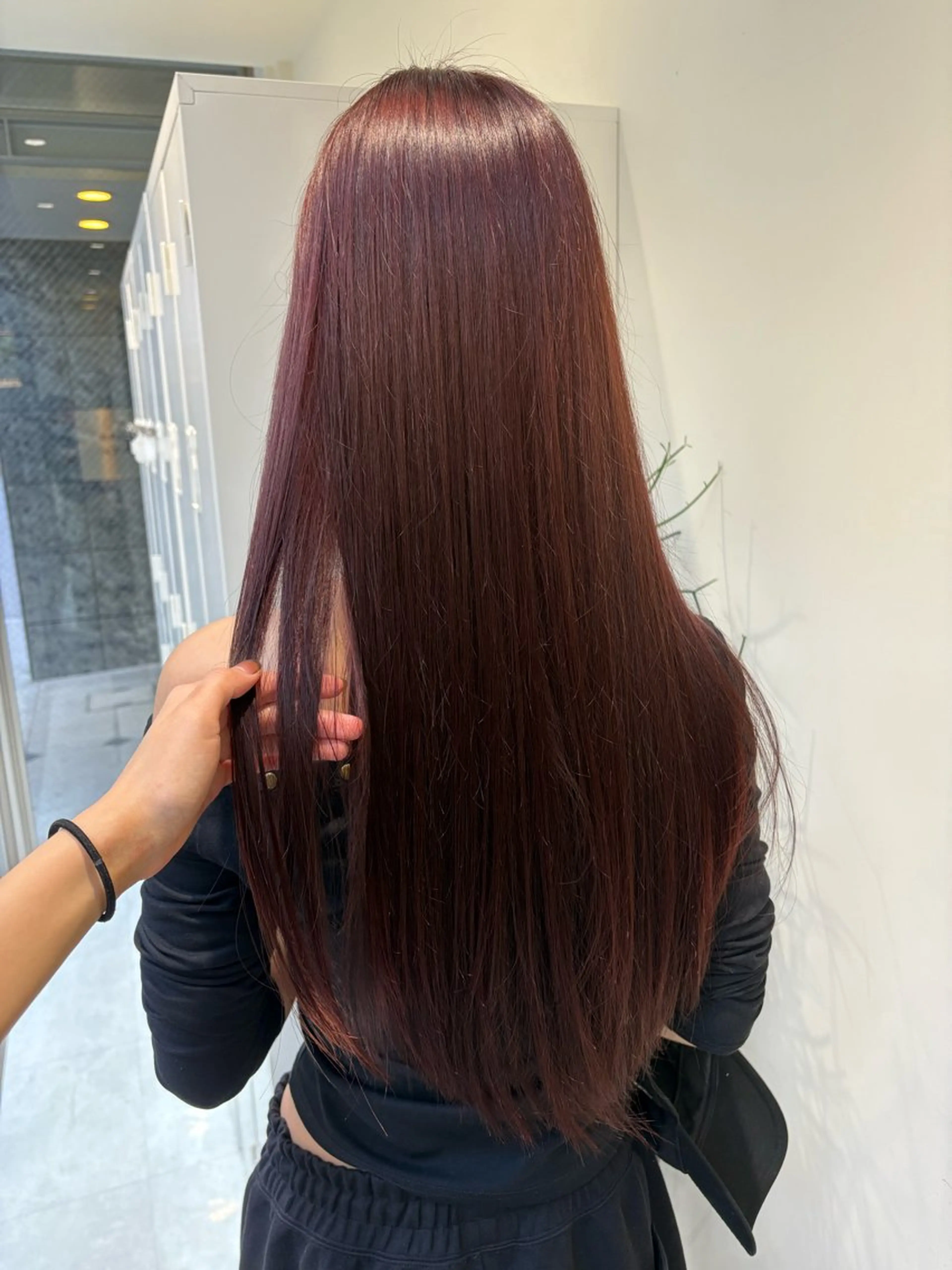 ロング カラー ヘアカラー トリートメント 透明感カラー アオイのヘアスタイル