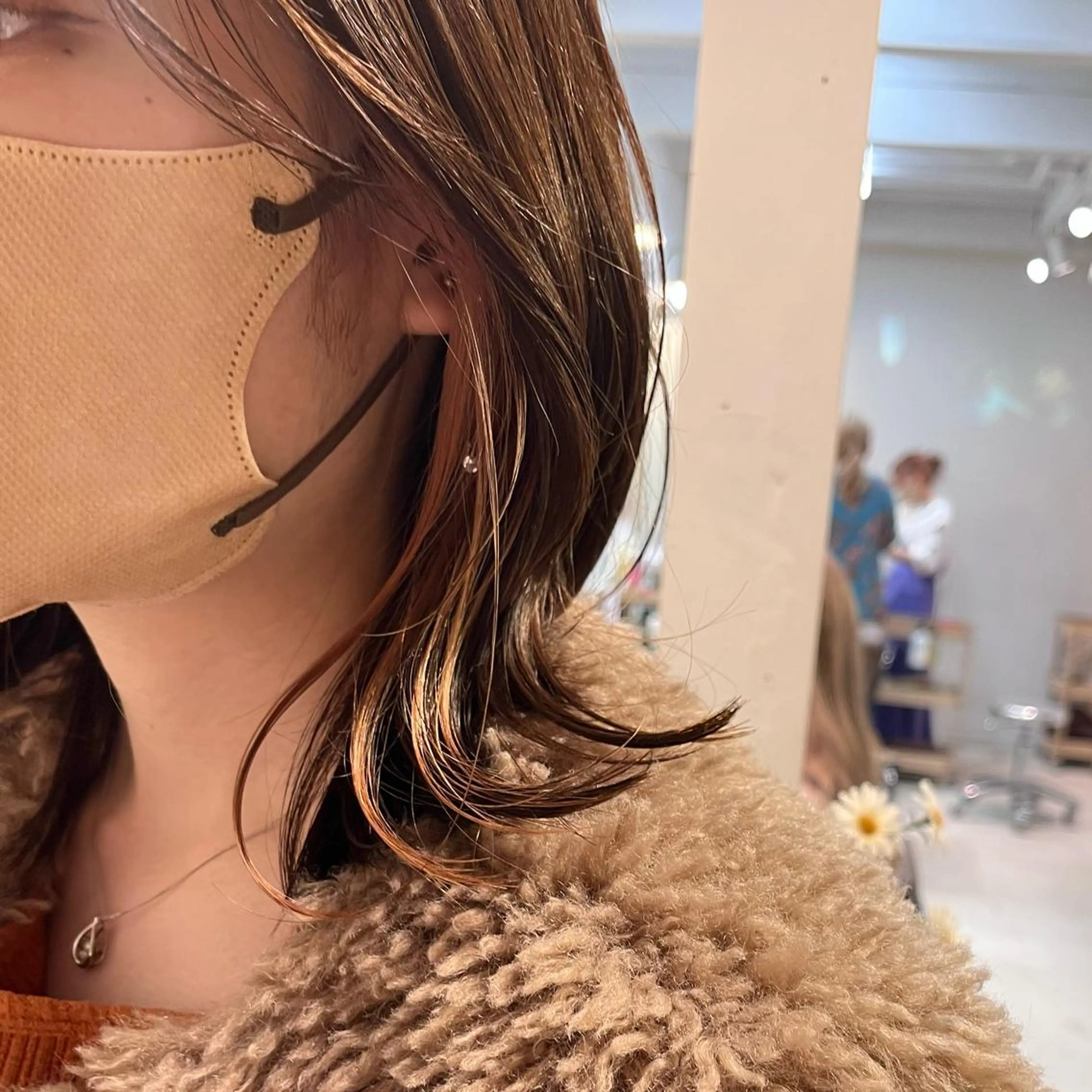 ミディアム ボブ/色素薄めカラー RISAのヘアスタイル