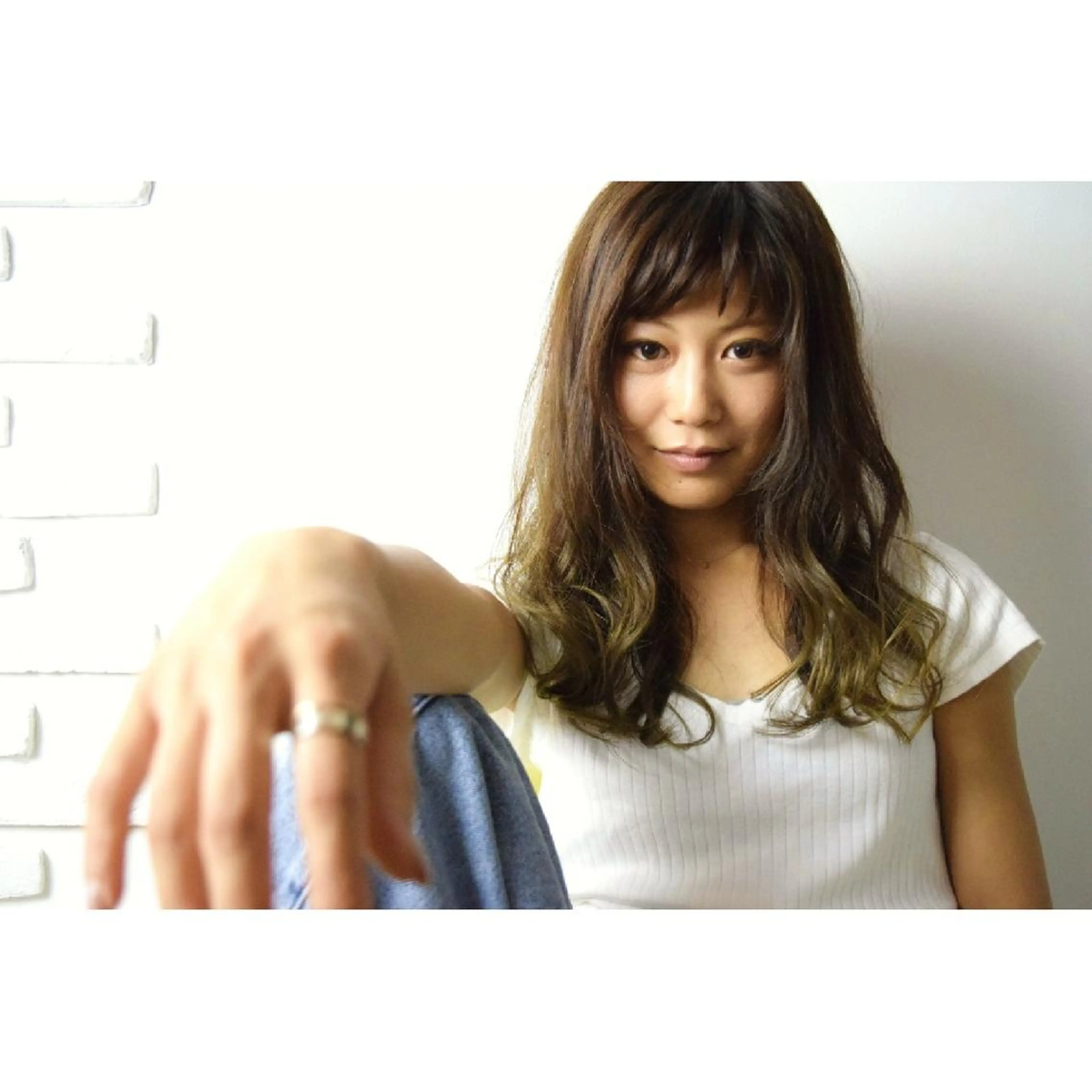 ロング パーマ カラー みなみ ゆうすけのヘアスタイル