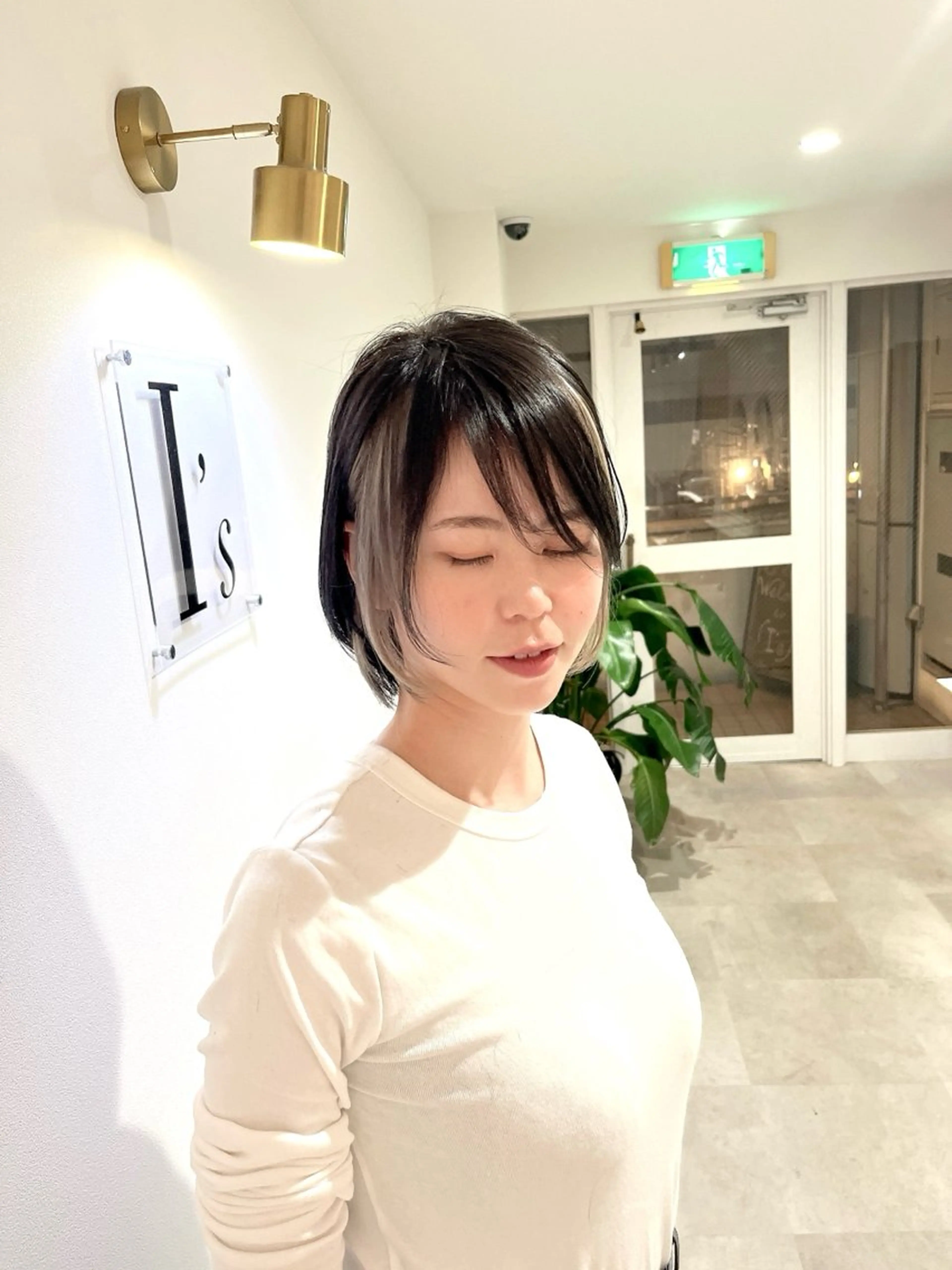 ショート カラー 丸みショート インナーカラー ショートヘア カット ヘアカラー 浦島 ひろしのヘアスタイル