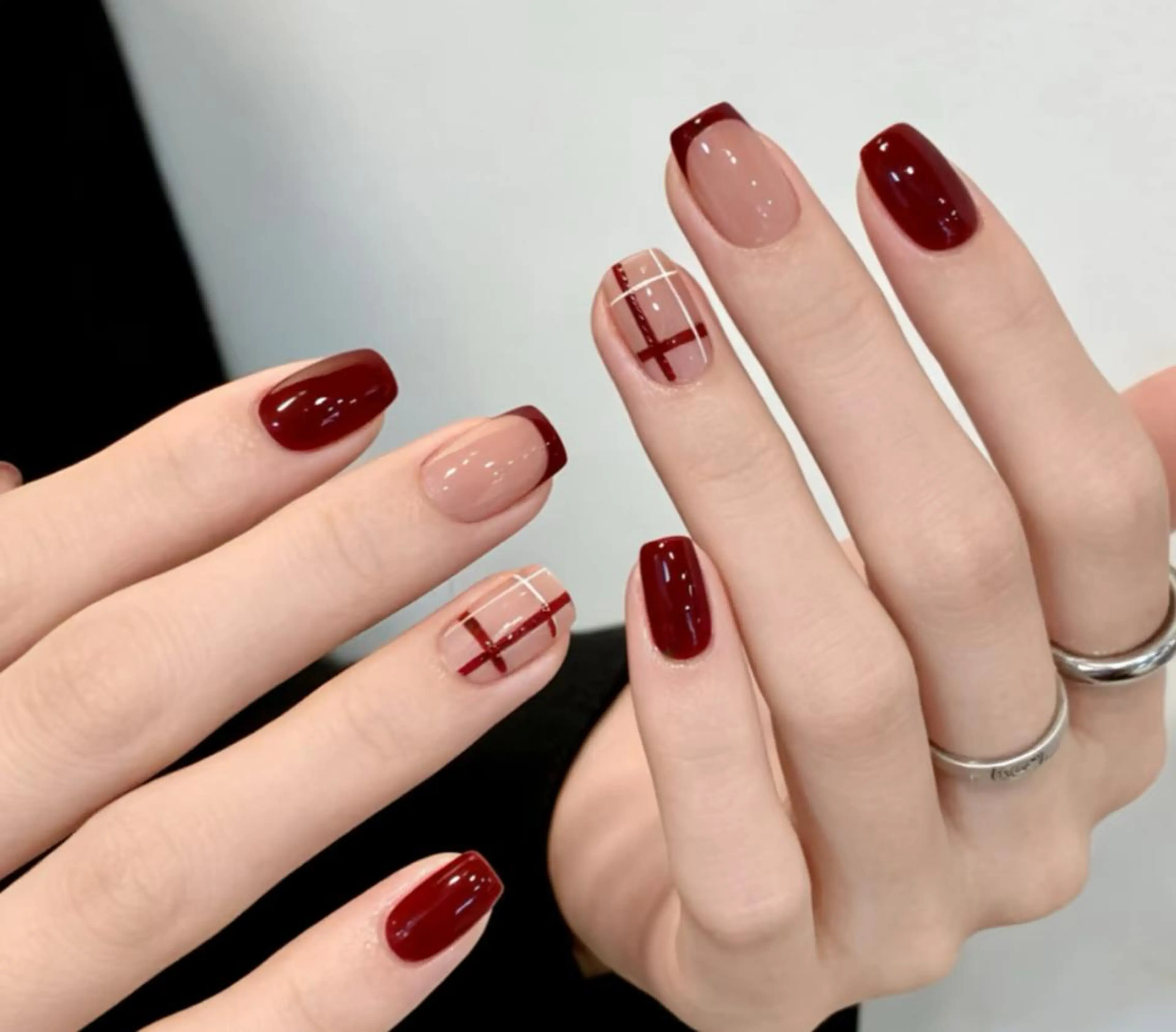 ネイル ハンドネイル 🎀 NaNa_nailのネイルデザイン