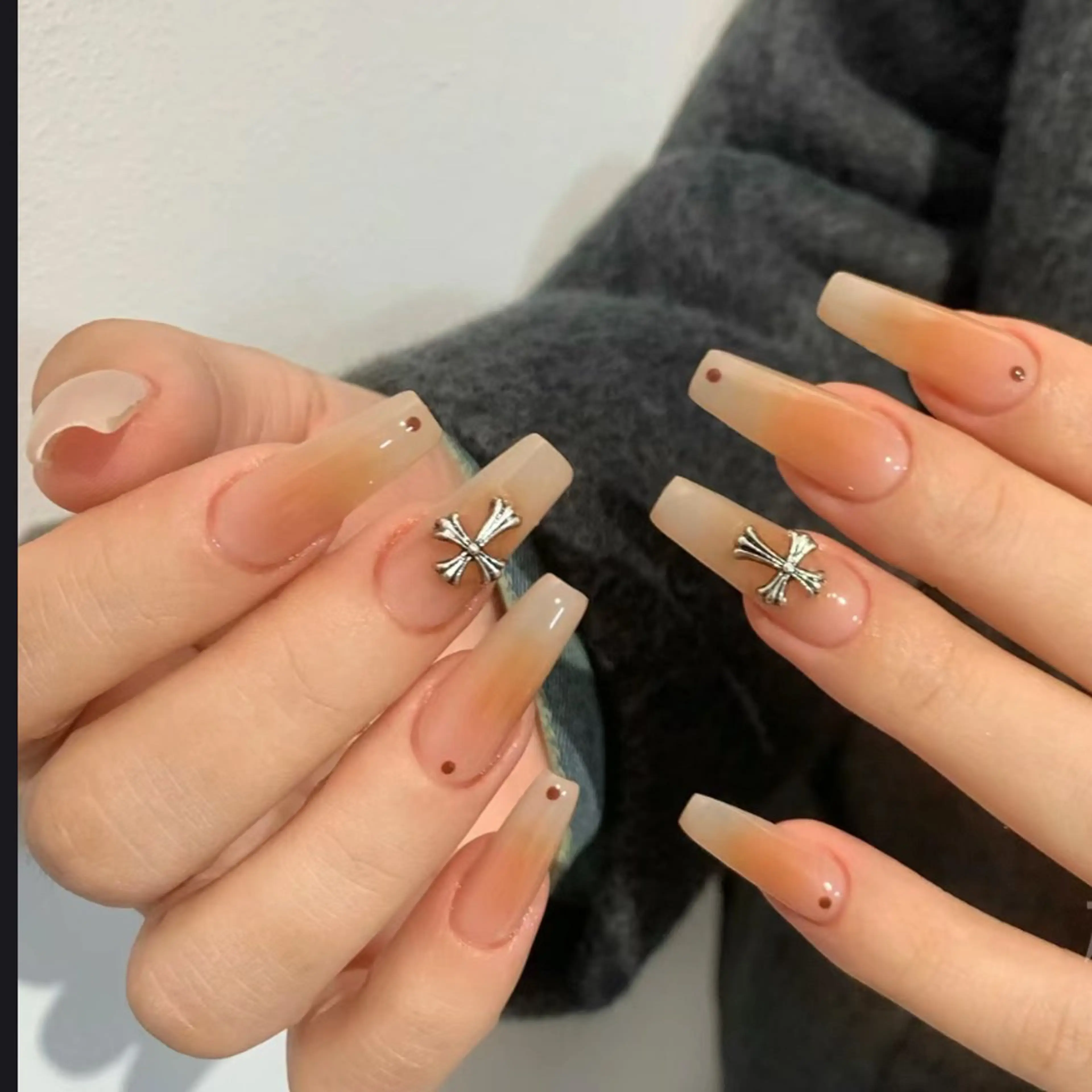 ネイル ハンドネイル ハンドケア 🍑 momo_nailのネイルデザイン