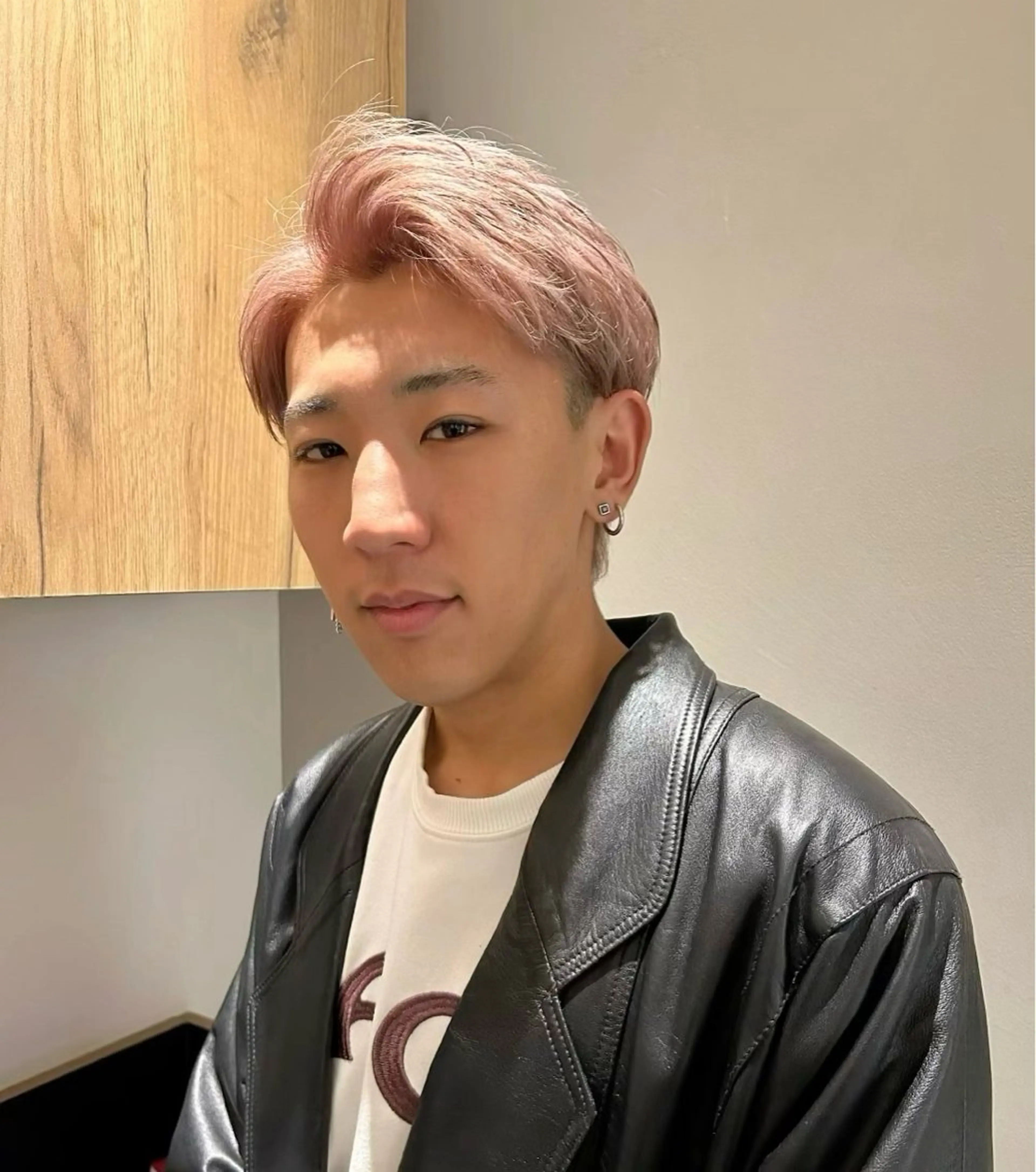 ショート カラー メンズ 小島 滉太のヘアスタイル