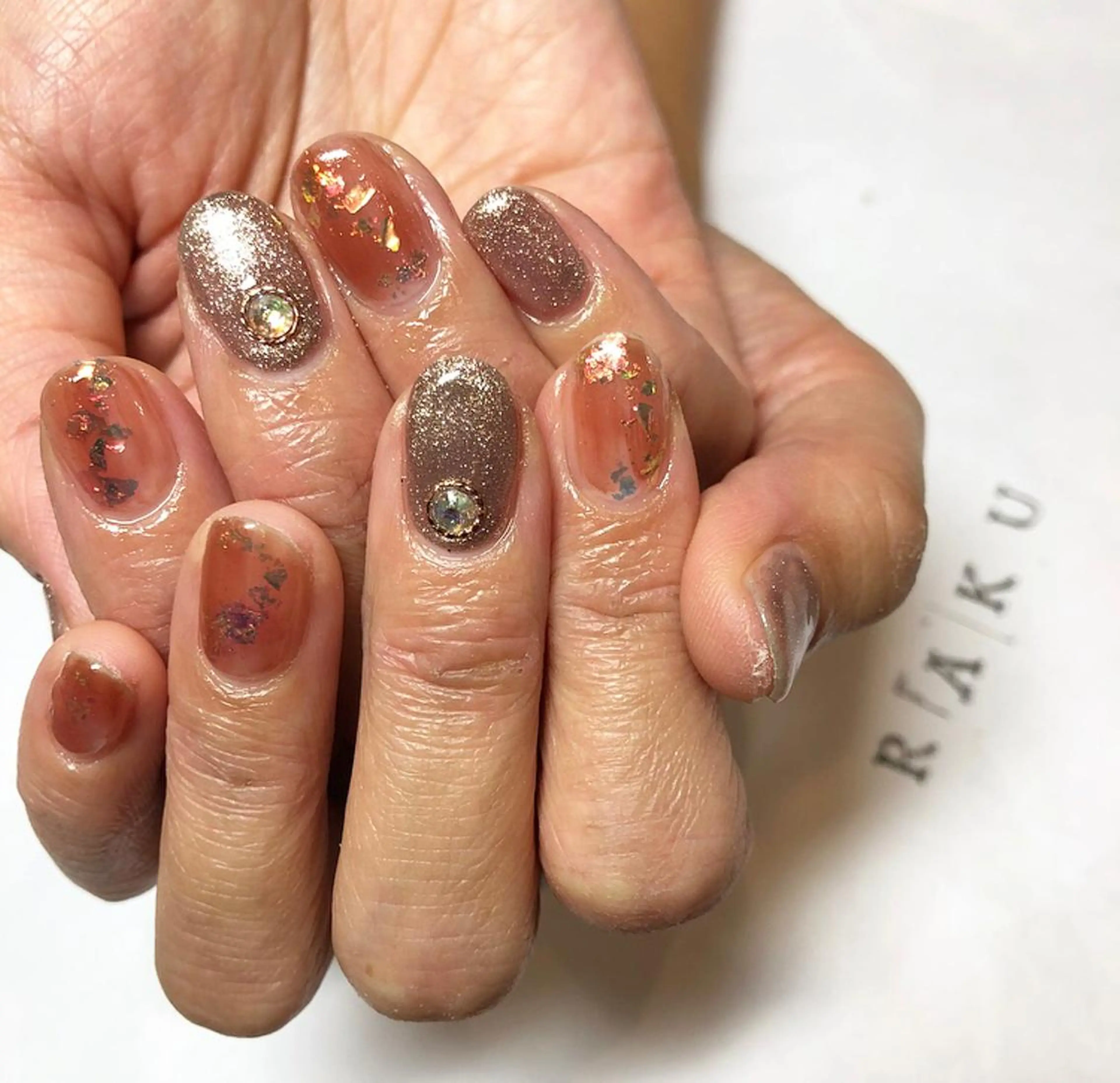 ネイル 駒月 明日香の眉毛・アイブロウイメージ