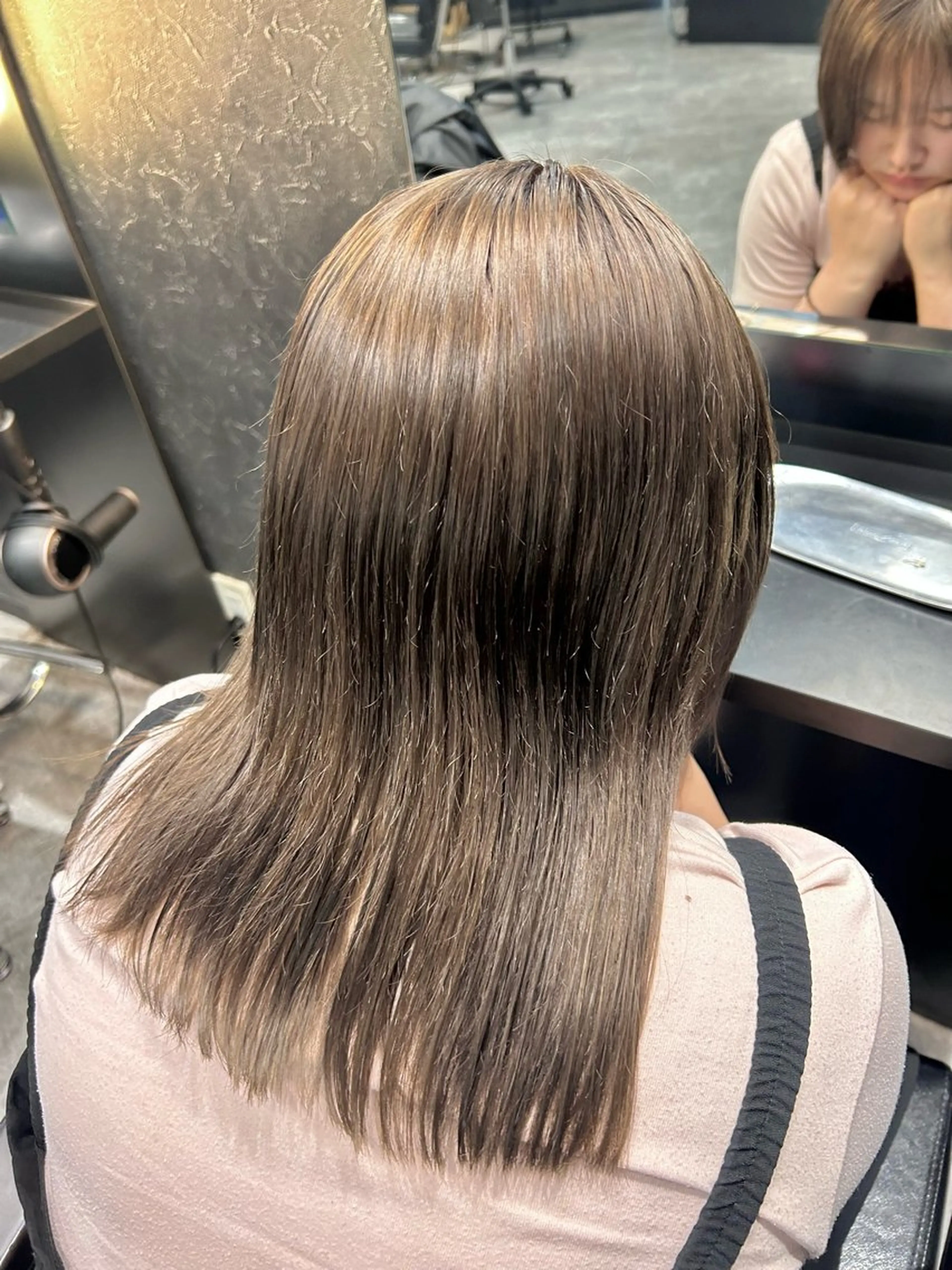 ミディアム カラー ヘアカラー トリートメント 💎透明感カラー💎 bAteAu あまねのヘアスタイル