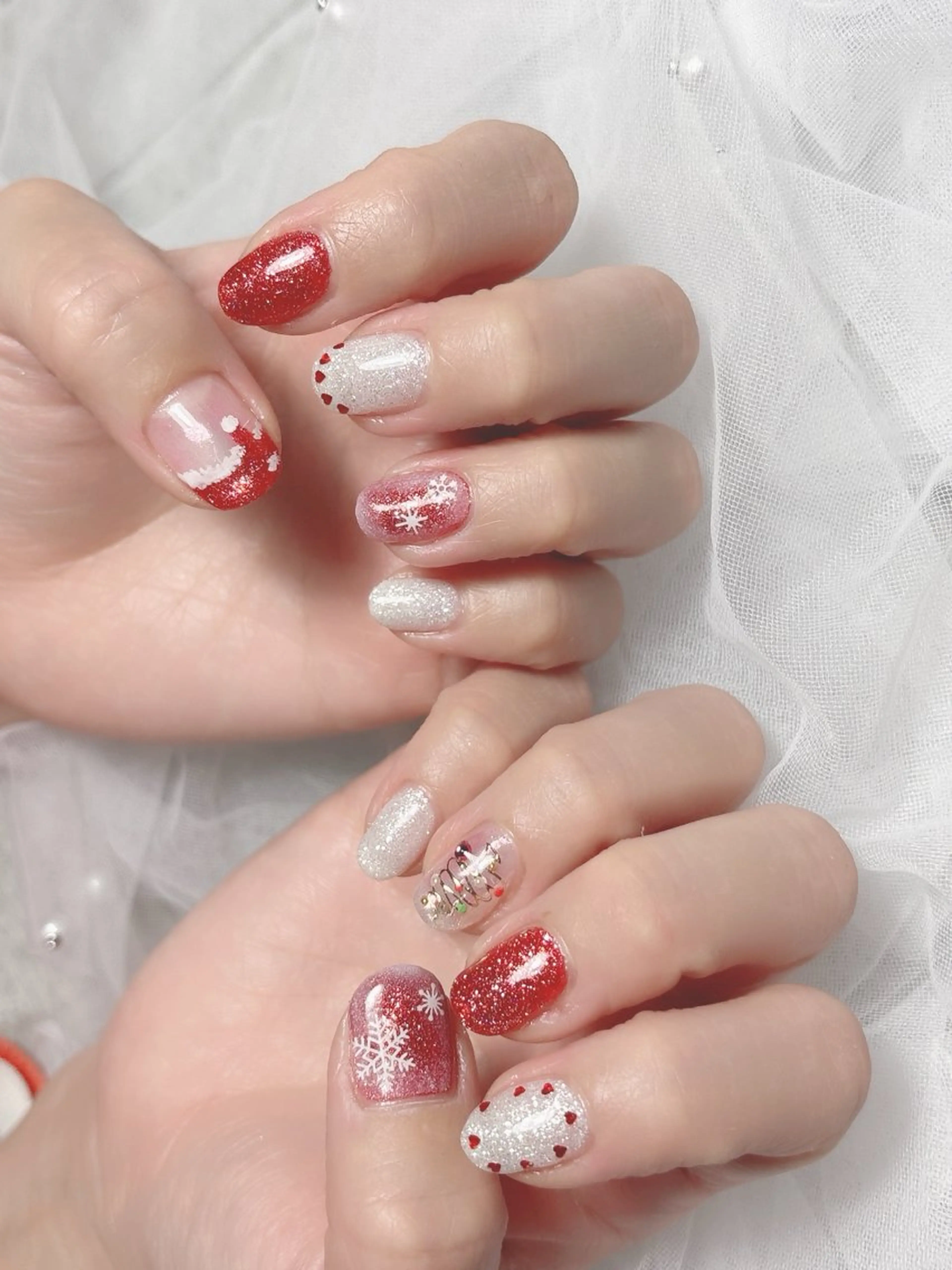 ネイル アートネイル 持ち込み 冬ネイル クリスマス gloss by KAOのネイルデザイン