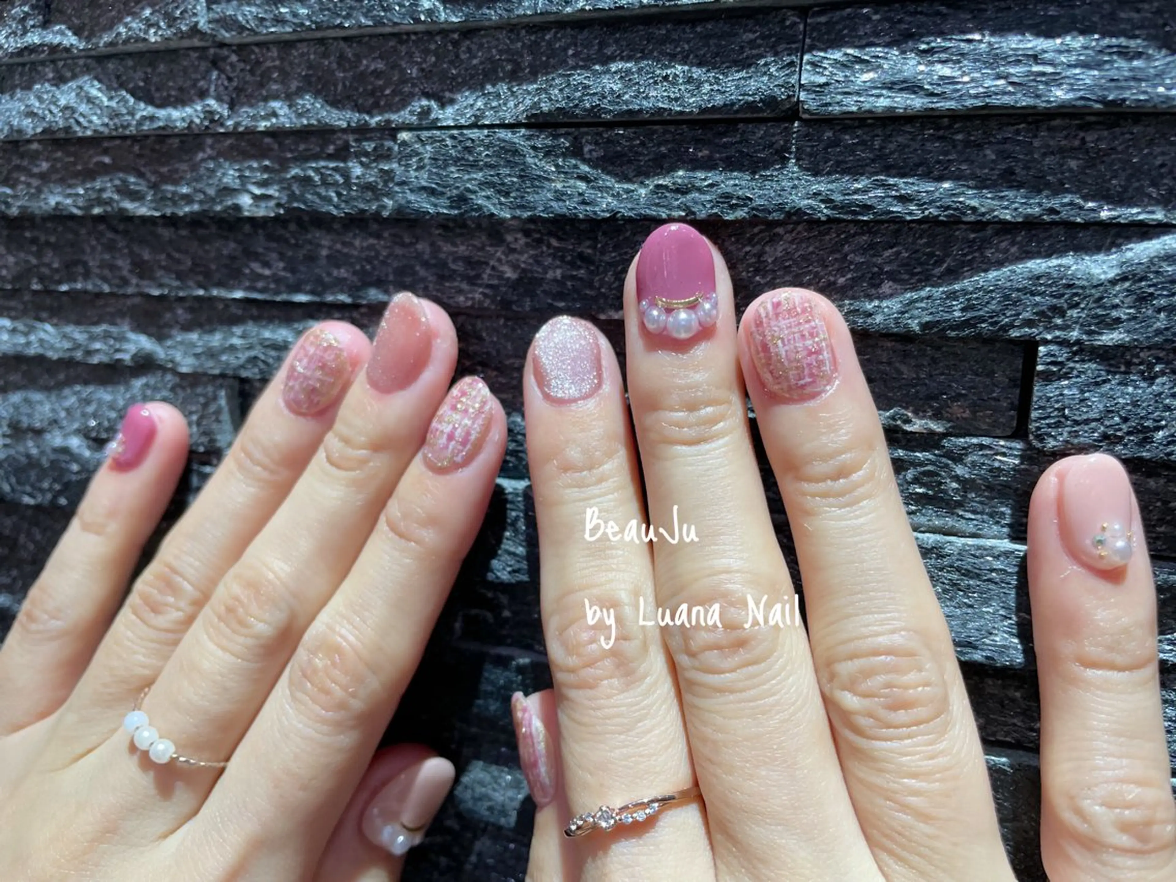 ネイル マグネットネイル ハンドネイル BeauJu by Luana Nailのネイルデザイン