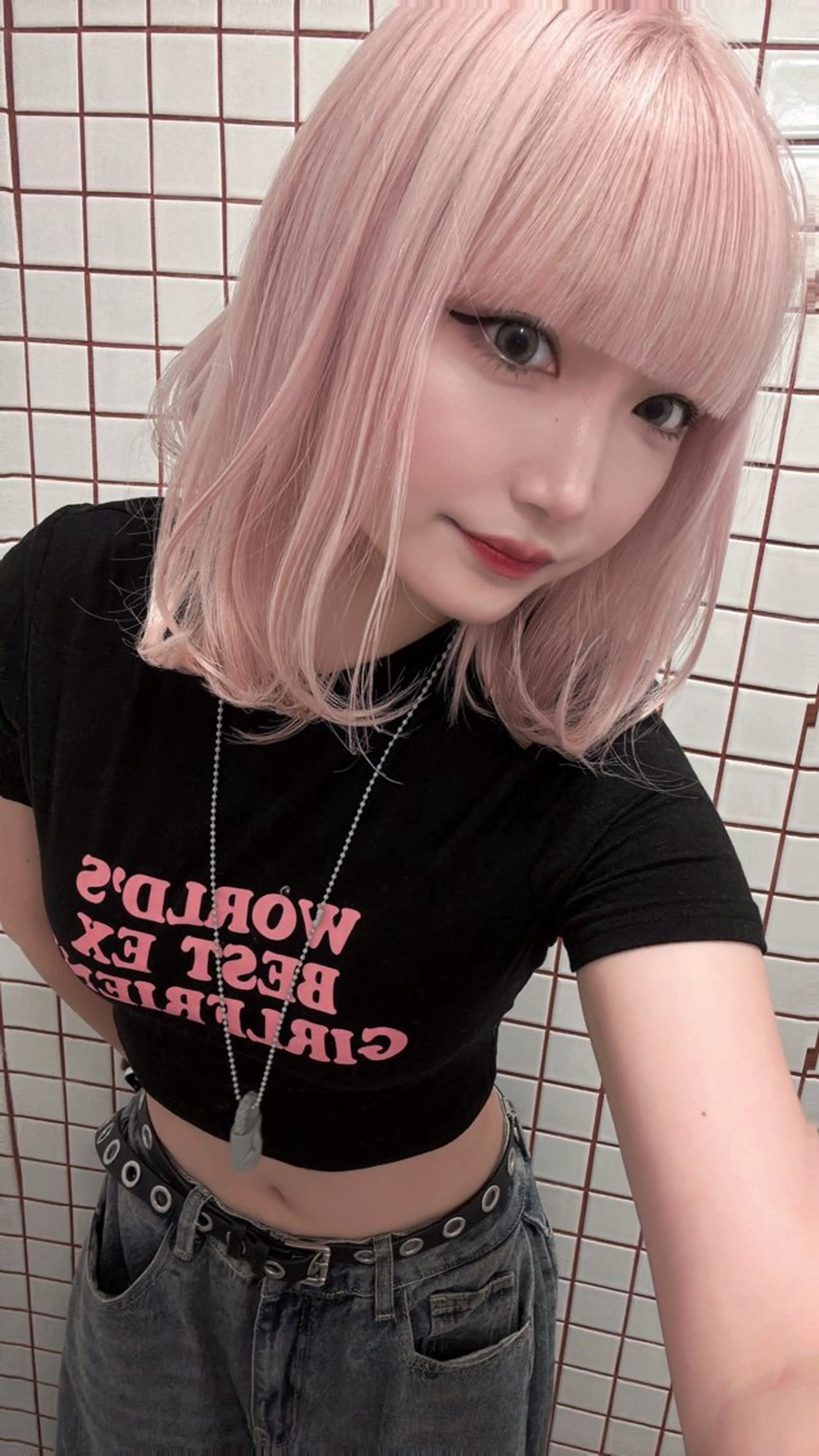 ロング カラー PELE ハイトーン RIMUのヘアスタイル