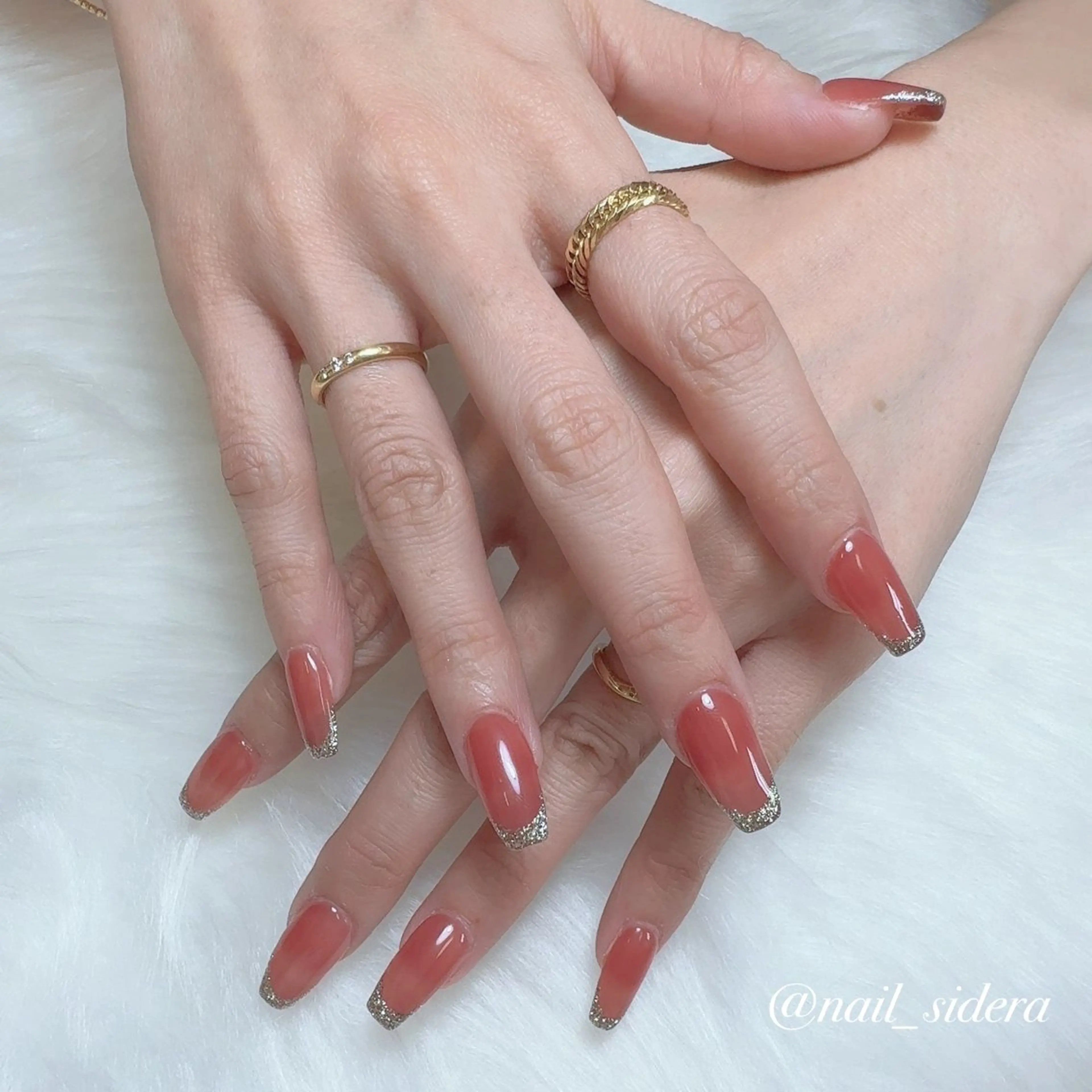 ネイル フレンチネイル nail sideraのネイルデザイン
