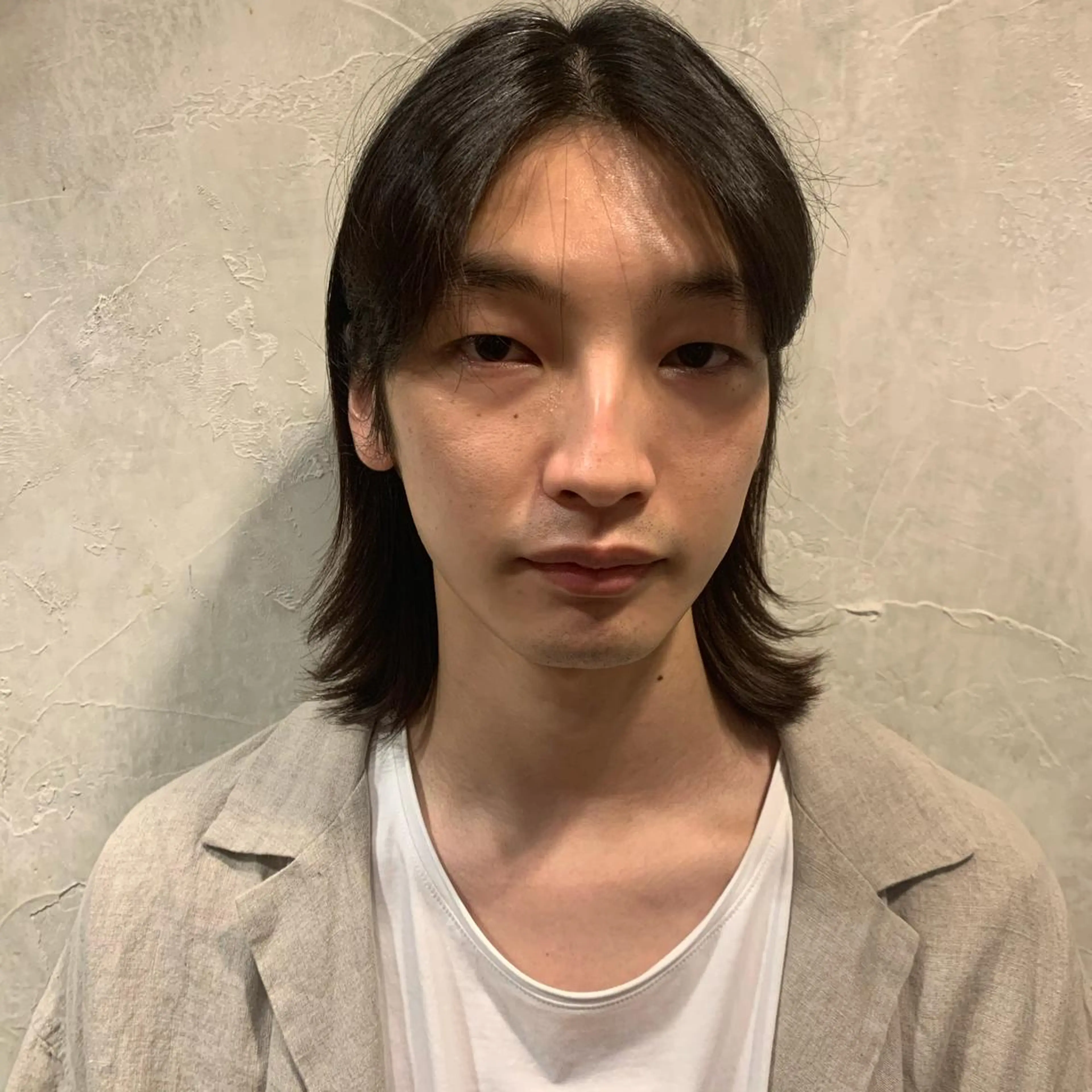 ミディアム メンズ ボブ ウルフ、レイヤー 、メンズカットSHOのヘアスタイル