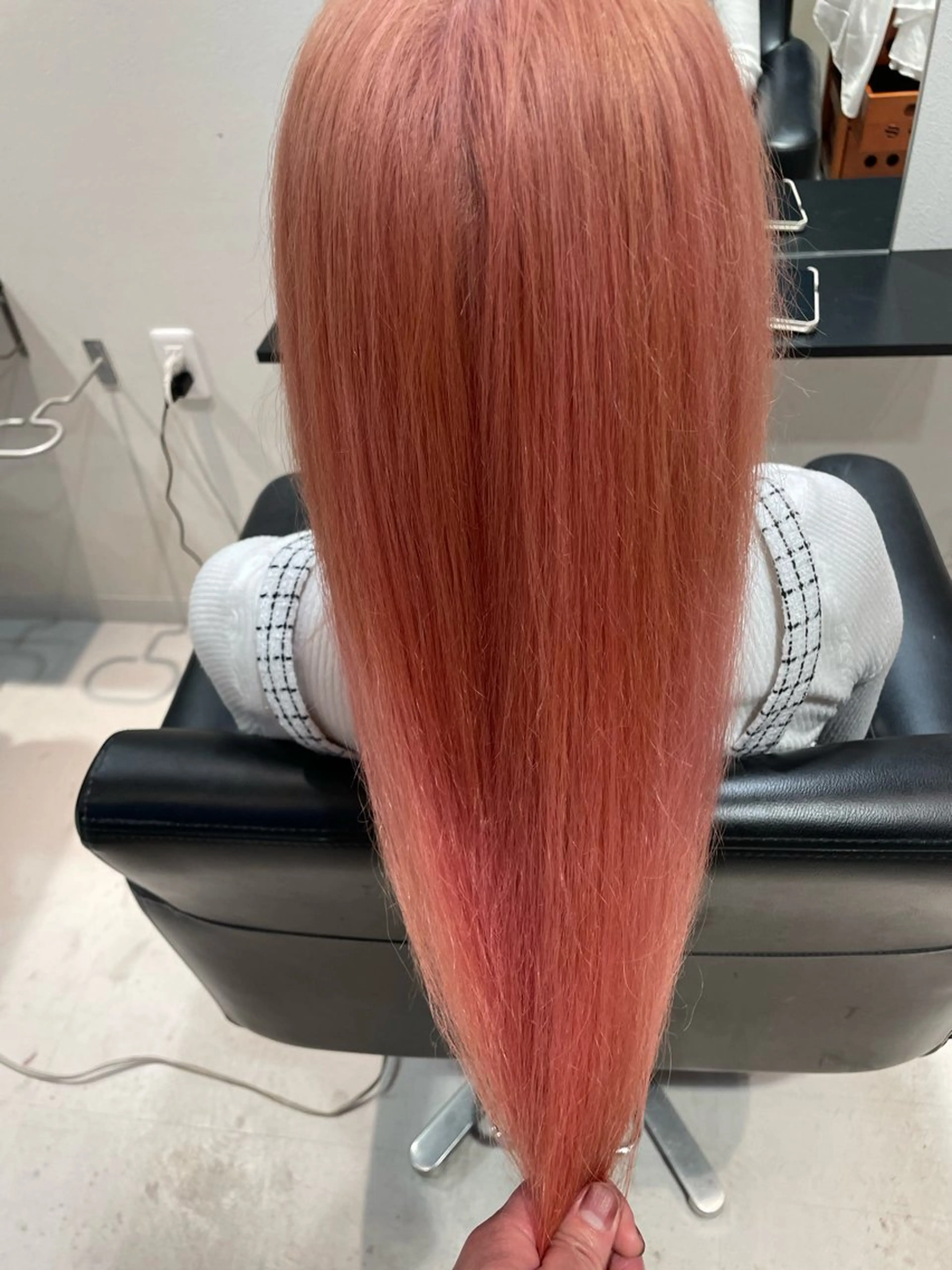 セミロング カラー NINE＋/代表 ブリーチ特化型サロンのヘアスタイル