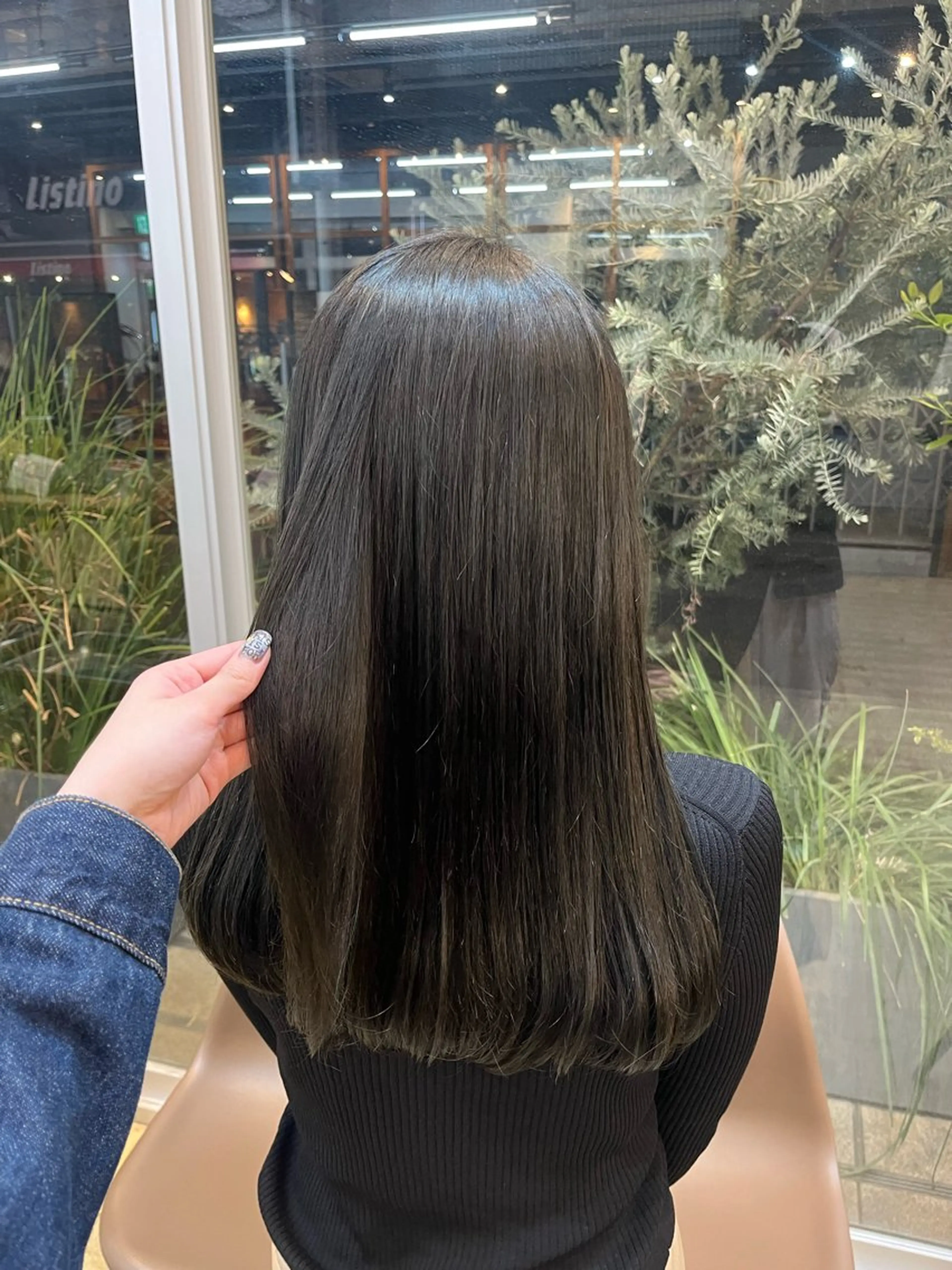 ロング ヘアカラー トリートメント 相田 佳乃のヘアスタイル