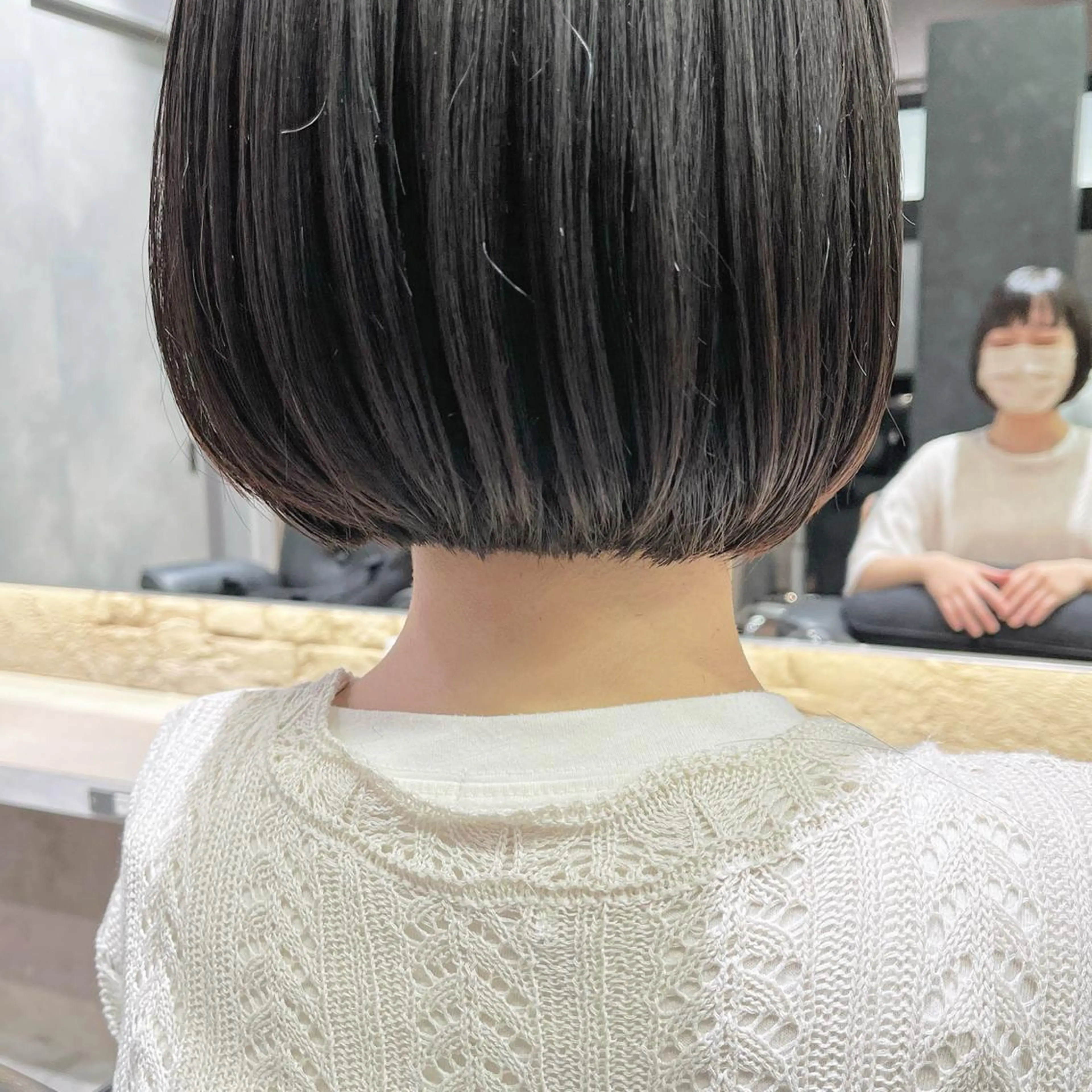 ミディアム カット 縮毛矯正 トリートメント mEg hair creation新川崎店所属・荒川 ひなの 新川崎のヘアスタイル
