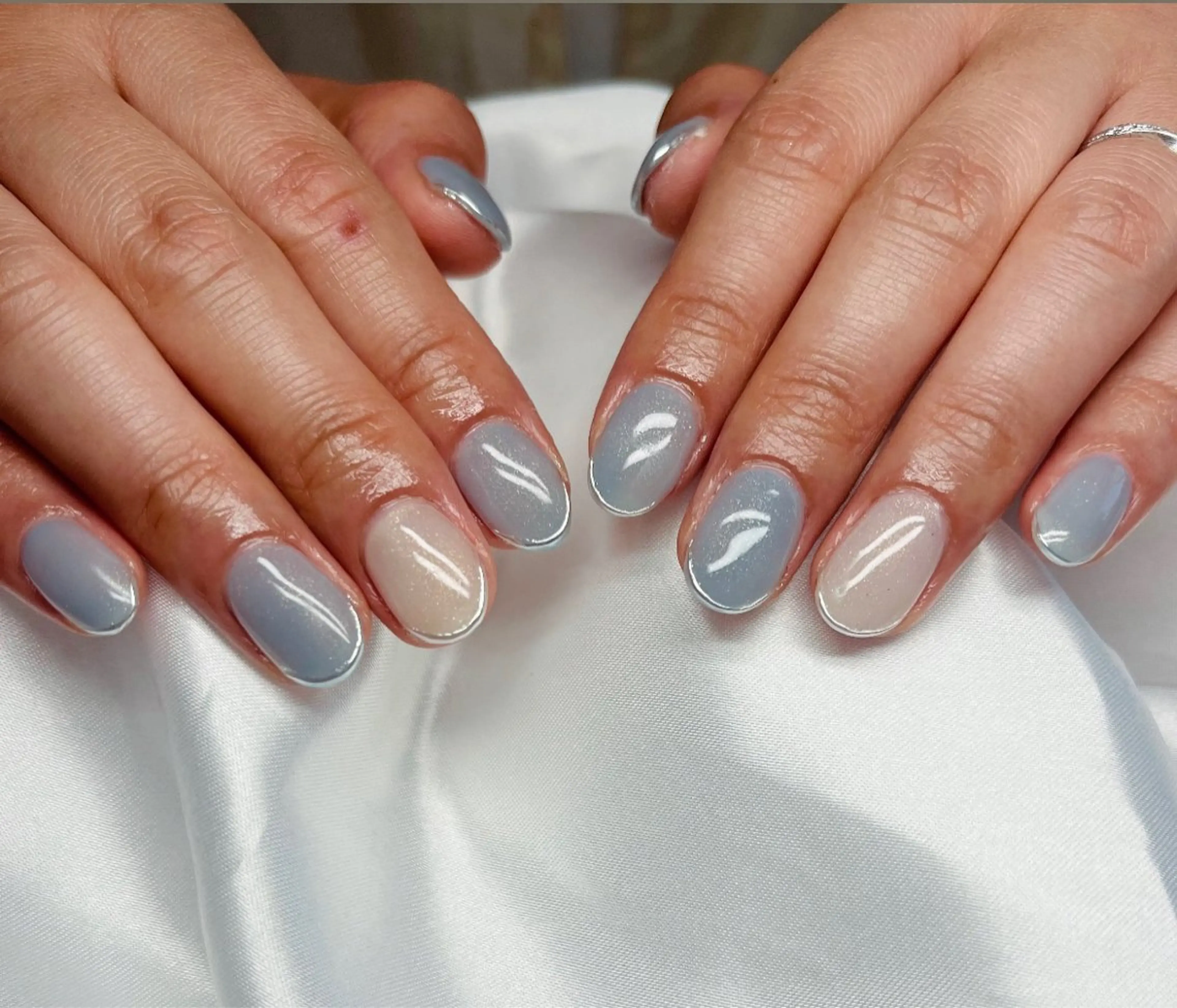 ネイル フレンチネイル ミラーネイル ハンドネイル HazeGrass NAILのネイルデザイン