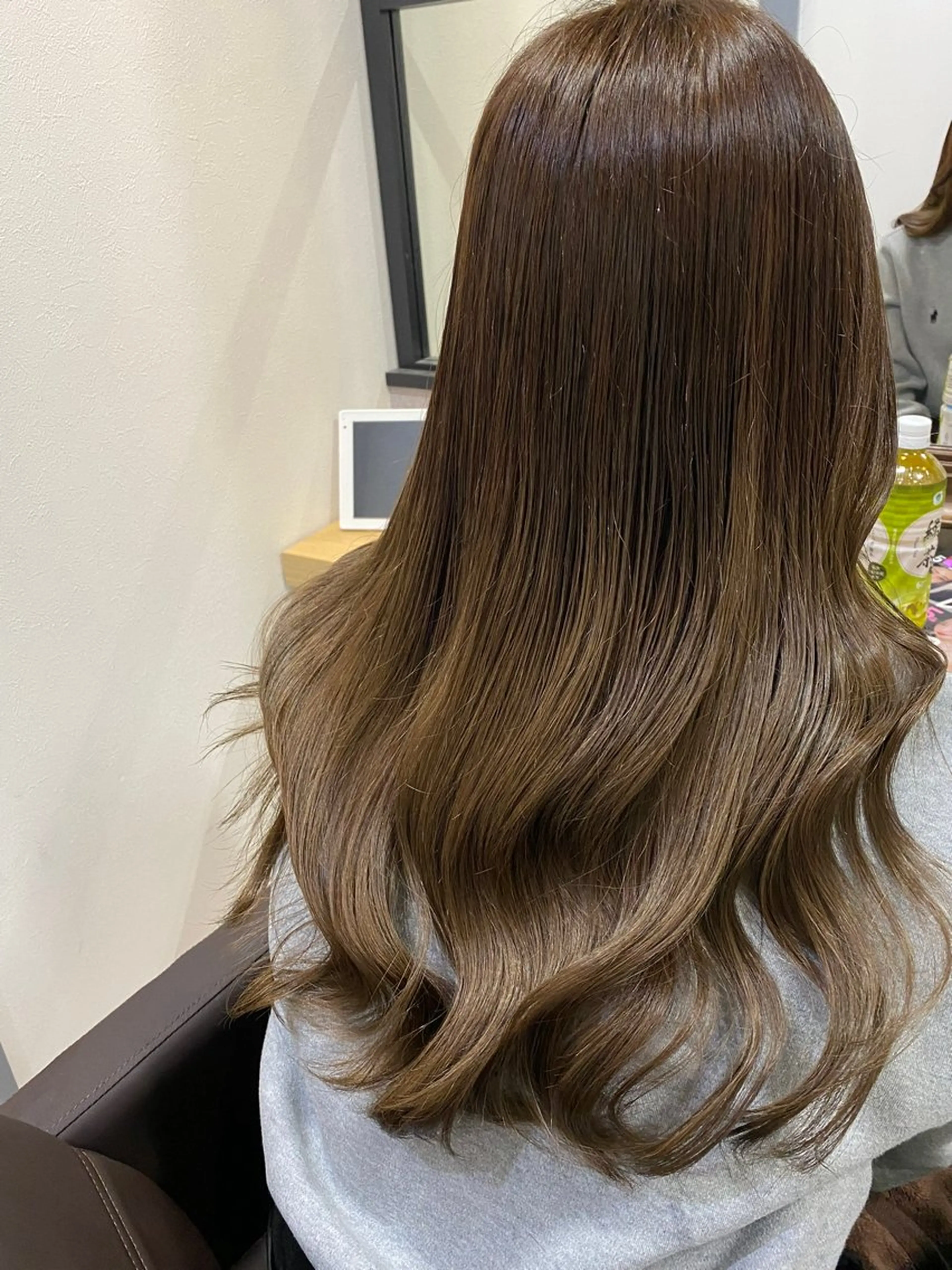 セミロング カラー 向日葵🌻 /レディースカットのヘアスタイル