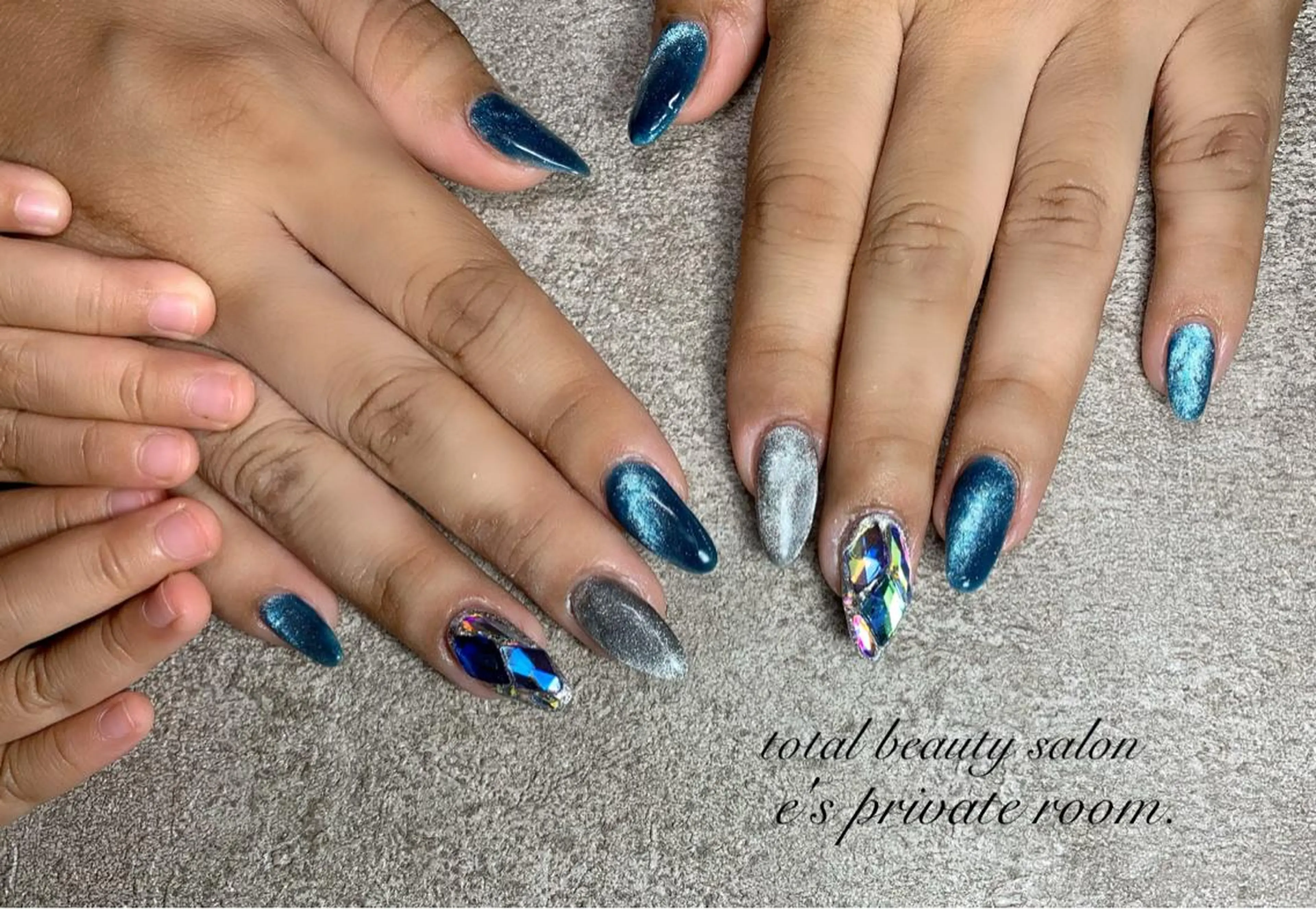 ネイル LAVISH nail salonのネイルデザイン