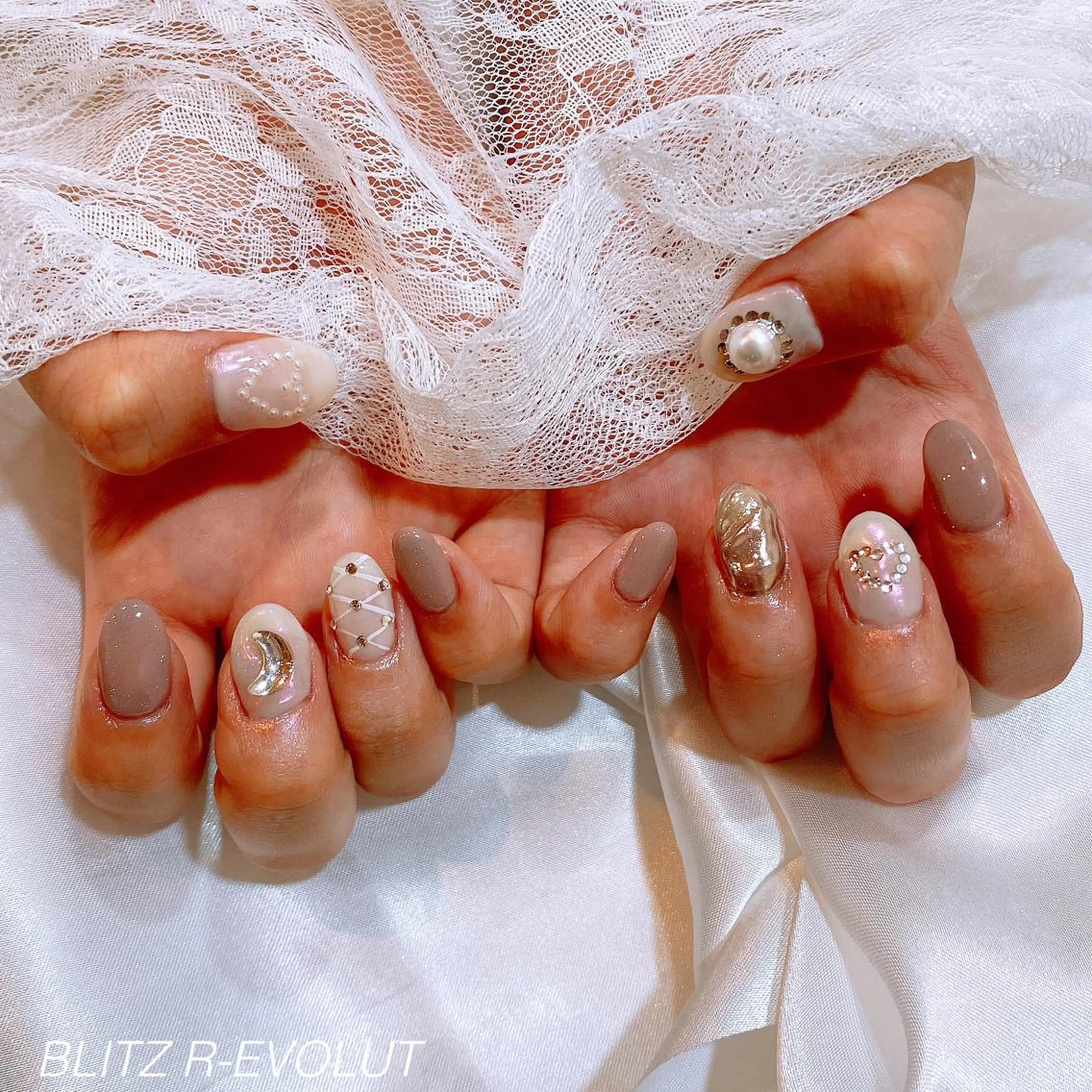 ネイル ☁️BLITZ 🎀笠原雪音🎀のネイルデザイン