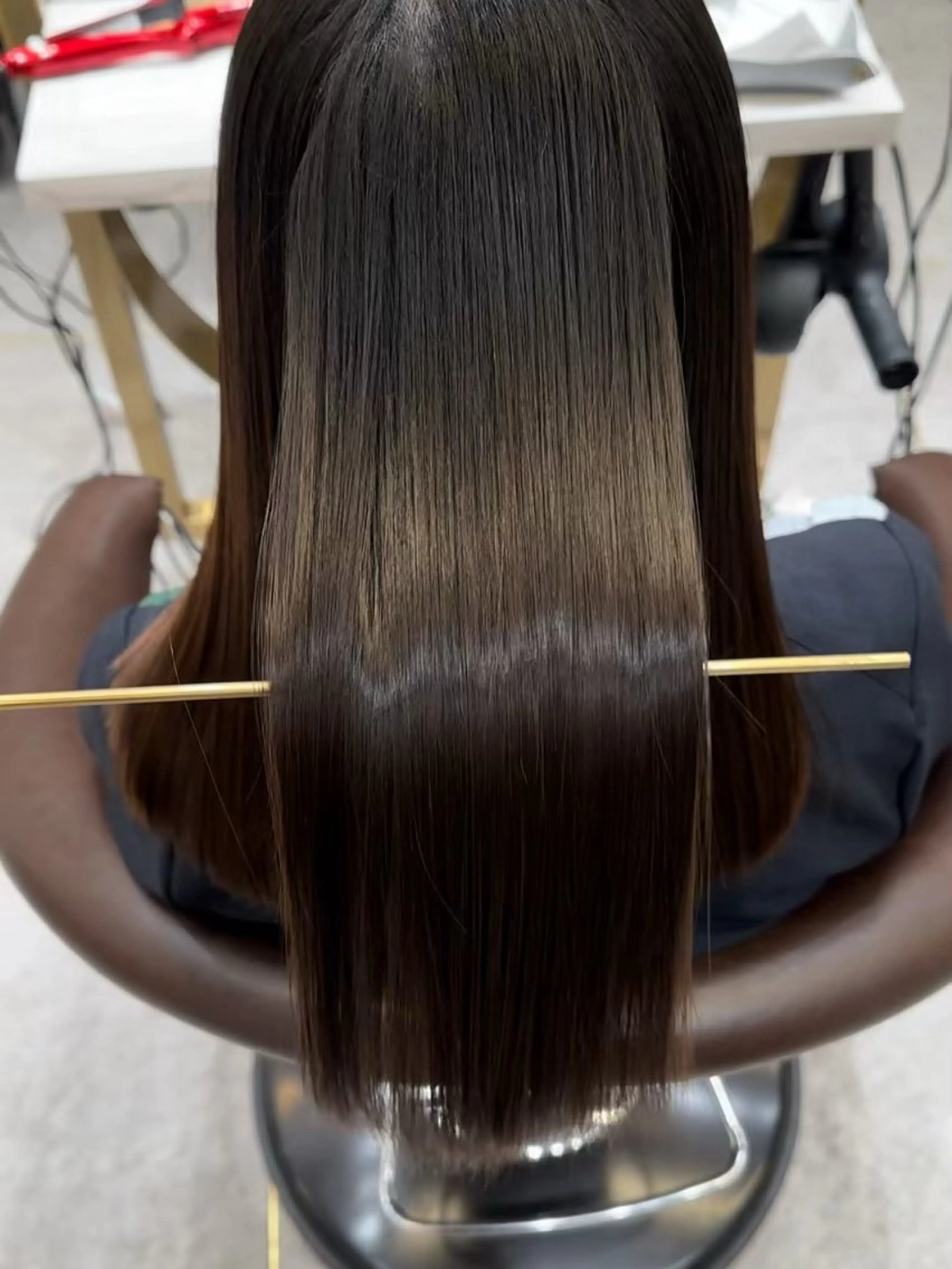 セミロング カラー 透明感カラー くびれヘア 髪質改善 くびれレイヤー レイヤーカット カット ヘアカラー 縮毛矯正 トリートメント ✨レイヤー/韓国 /✨ヘア山下　遥のヘアスタイル