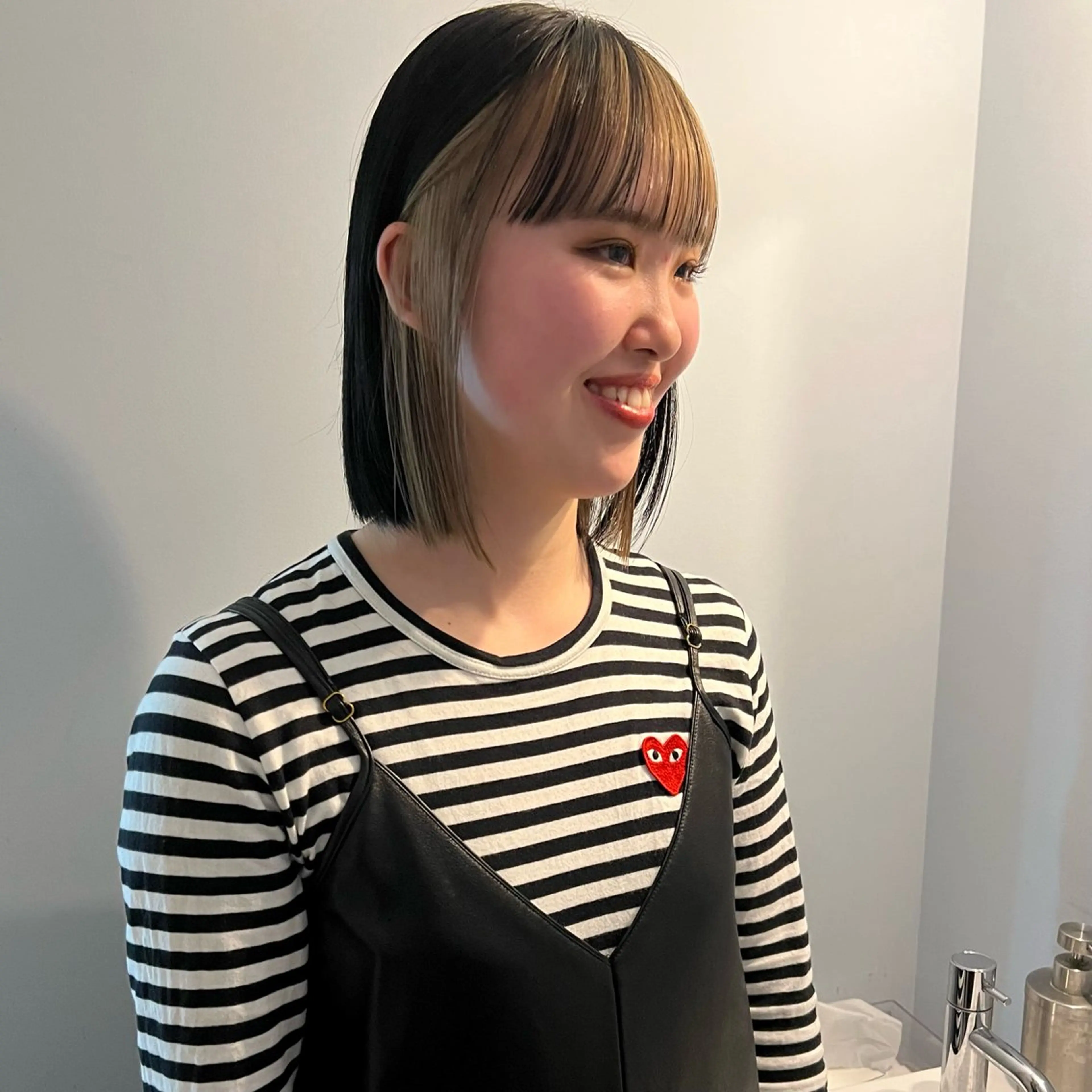 ミディアム ボブ 舟橋耀/ブリーチカラ ー/レイヤーカットのヘアスタイル