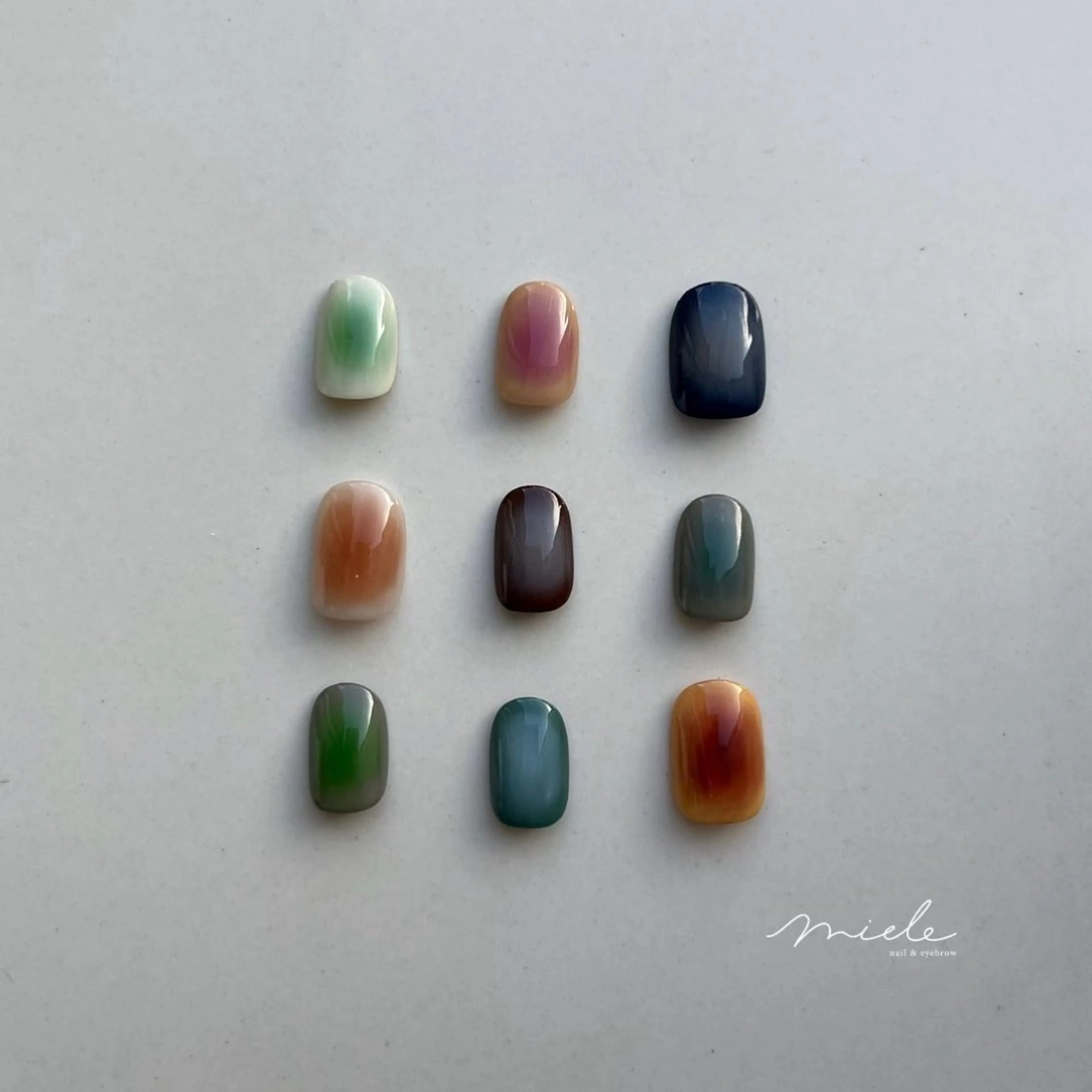 ネイル miele【ミエレ】 海外シンプルデザインのネイルデザイン