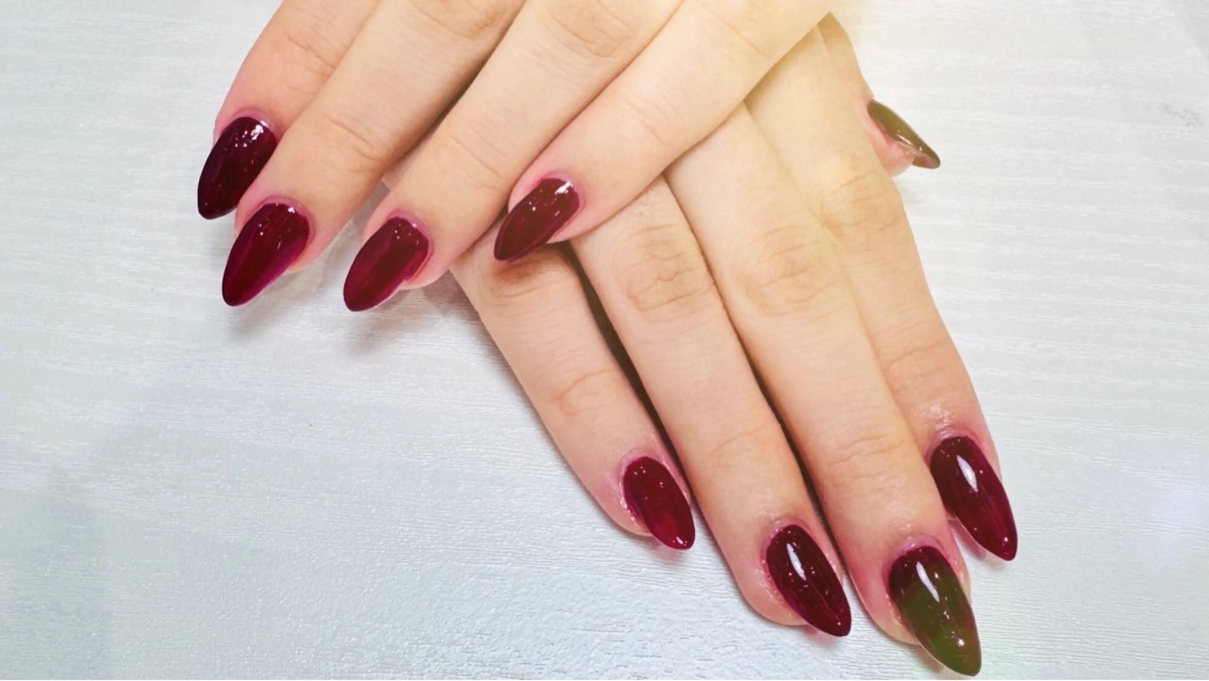 ネイル 💖ナ オミ☀️のネイルデザイン