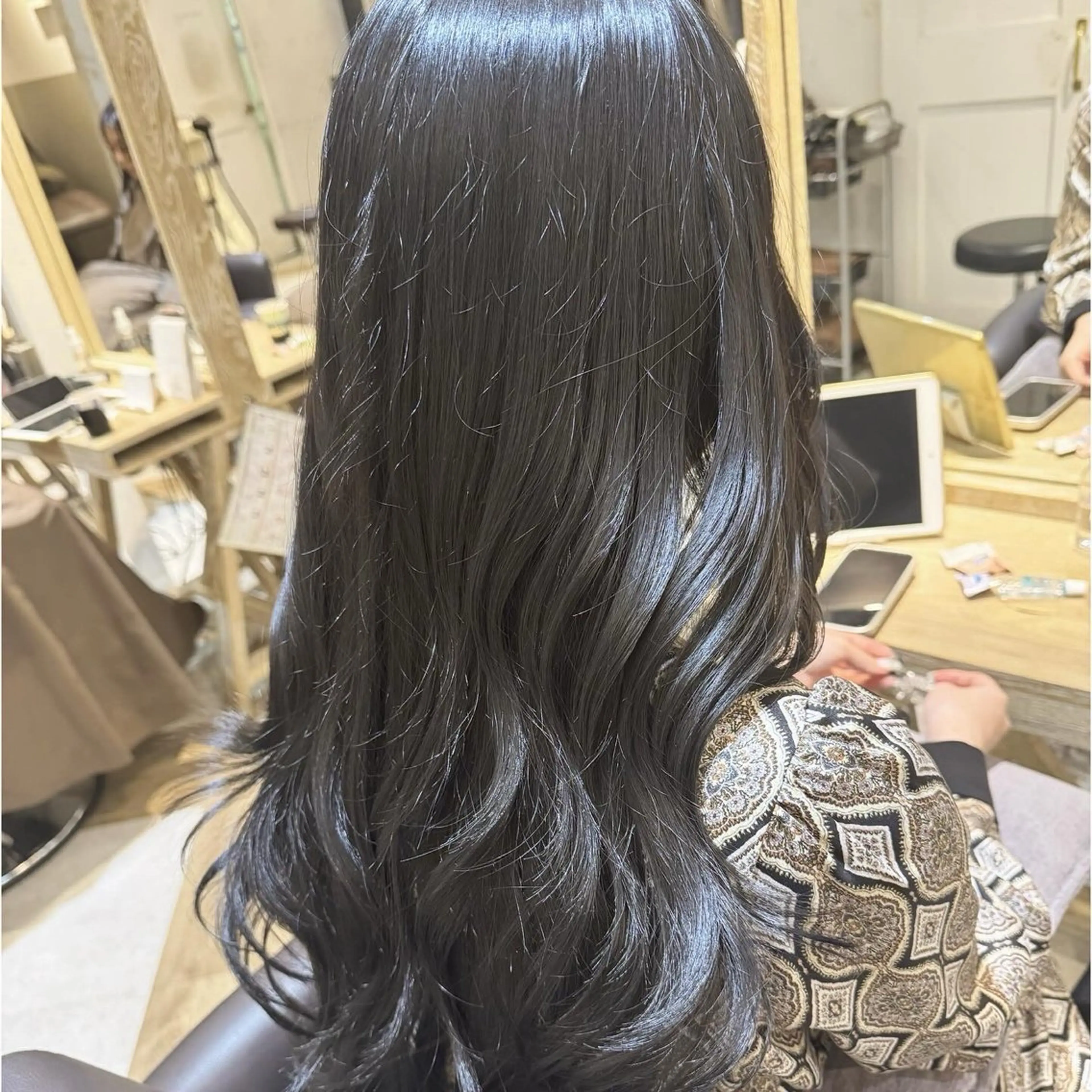 ロング ヘアカラー トリートメント 銀座/レイヤー /髪質改善/韓国ヘアのヘアスタイル