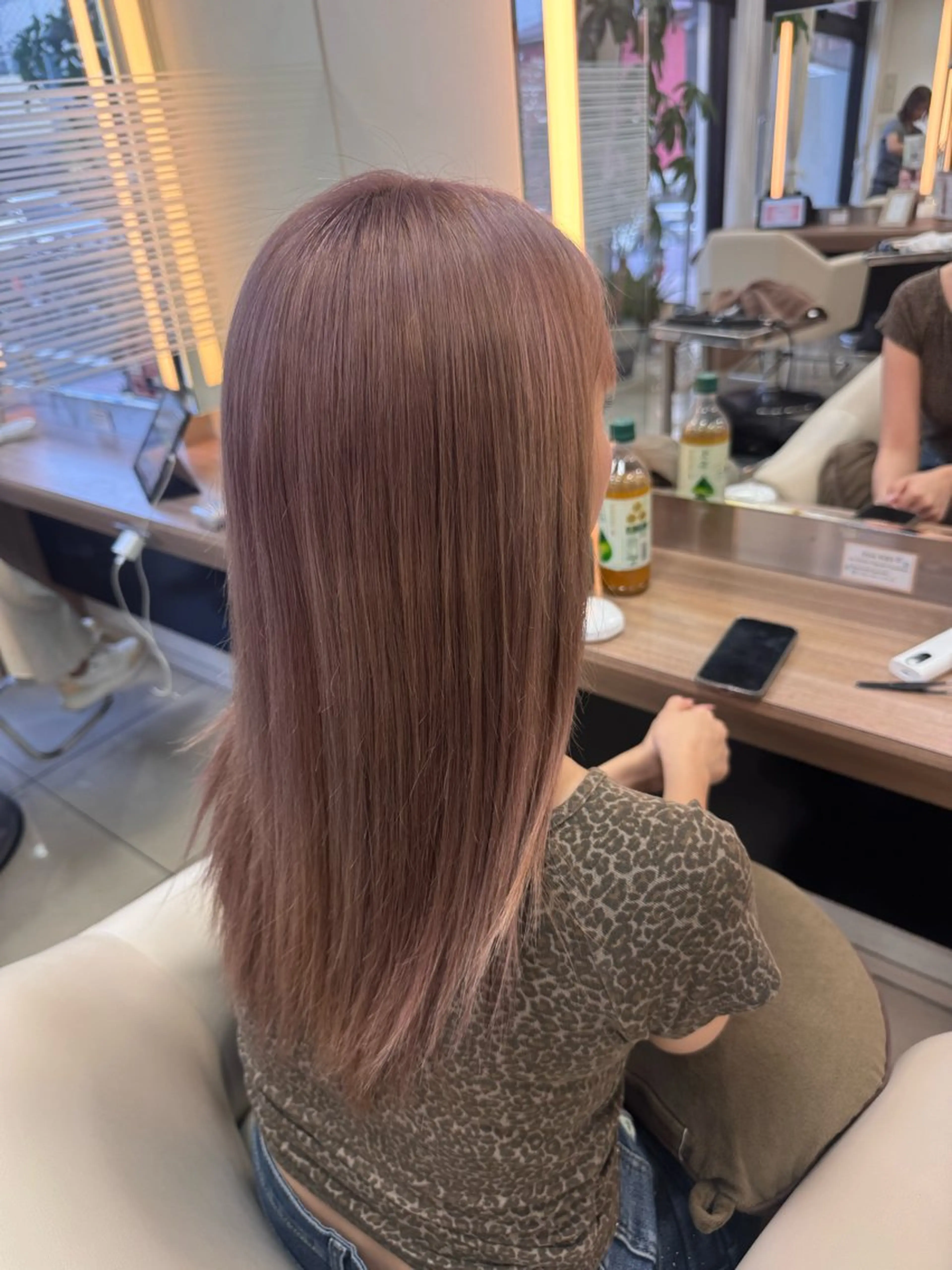 ロング ダブルカラーベージュ カラー/tuburaのヘアスタイル