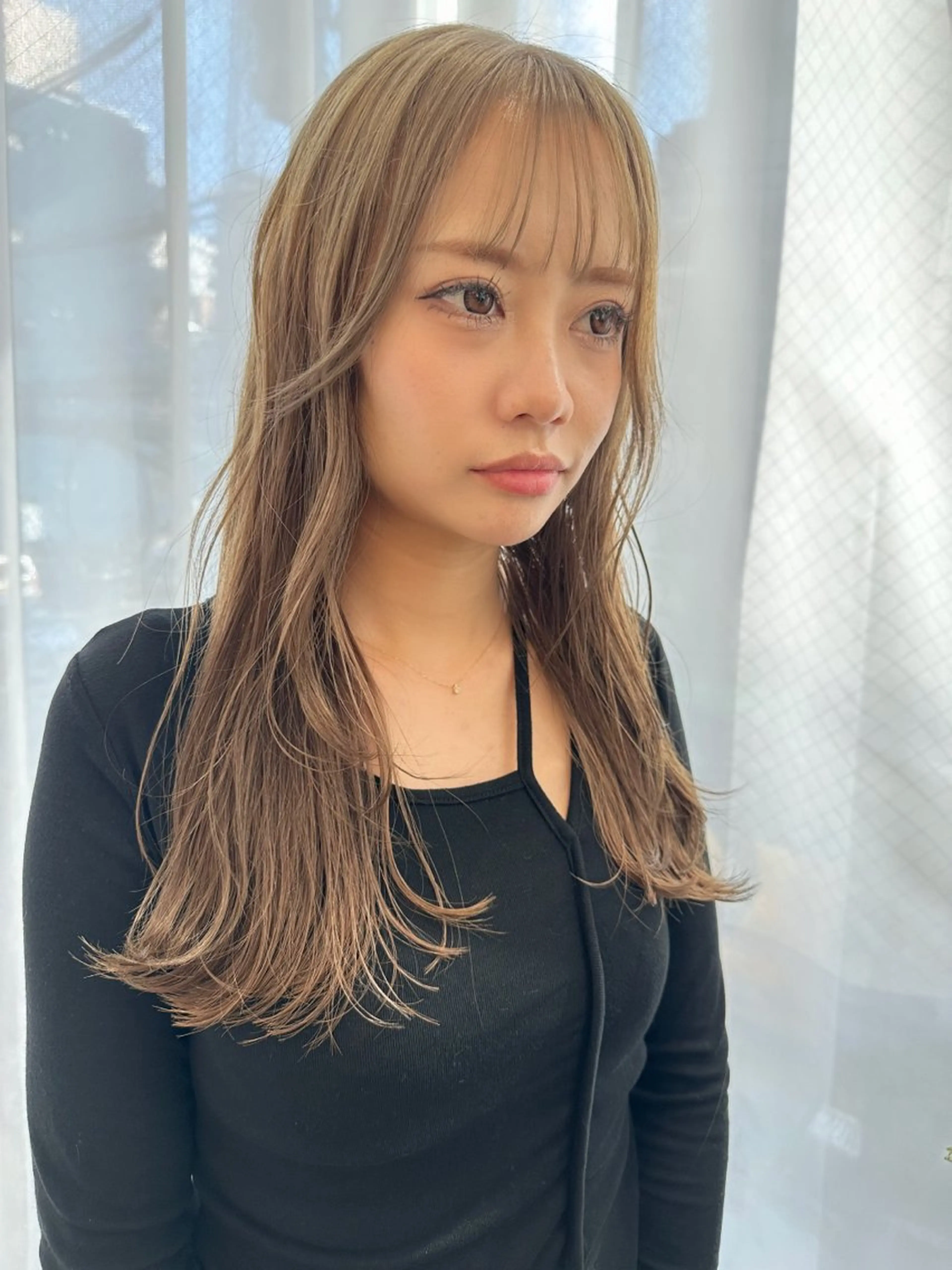 ミディアム ヤスドミ ケイスケのヘアスタイル