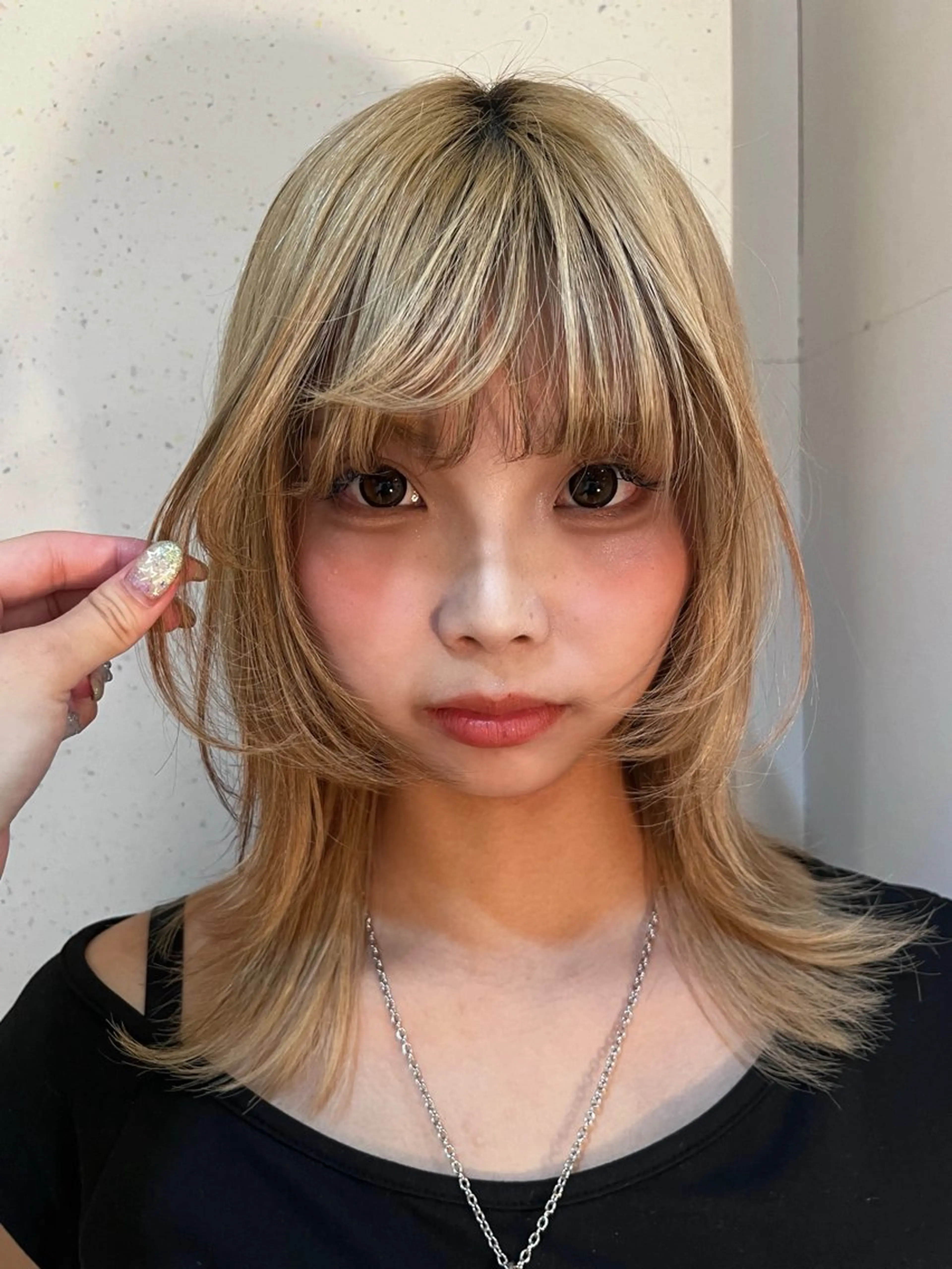 カラー カット ヘアカラー トリートメント ヘッドスパ ness 一花のヘアスタイル