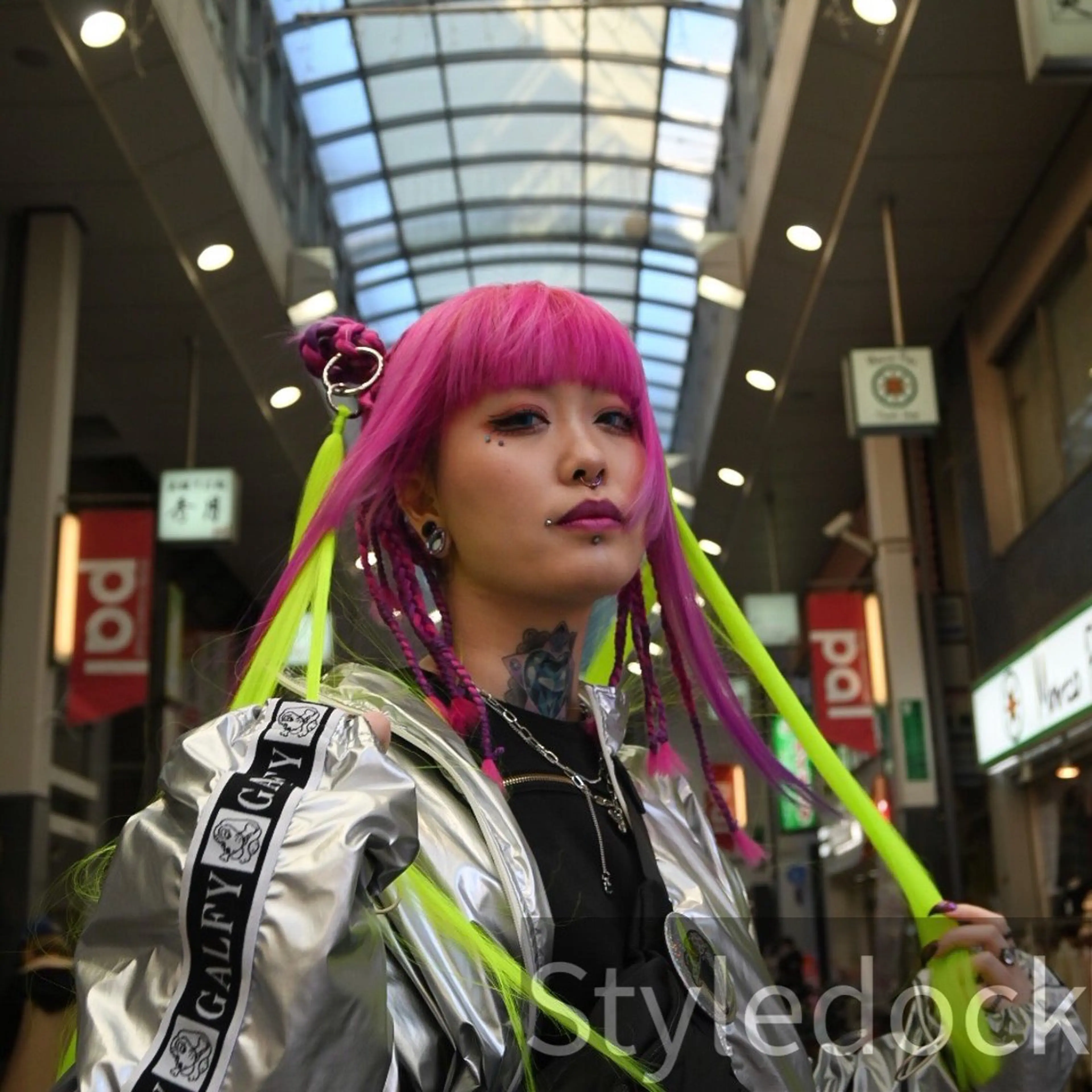 カラー 特殊ヘア師 /TANIのヘアスタイル