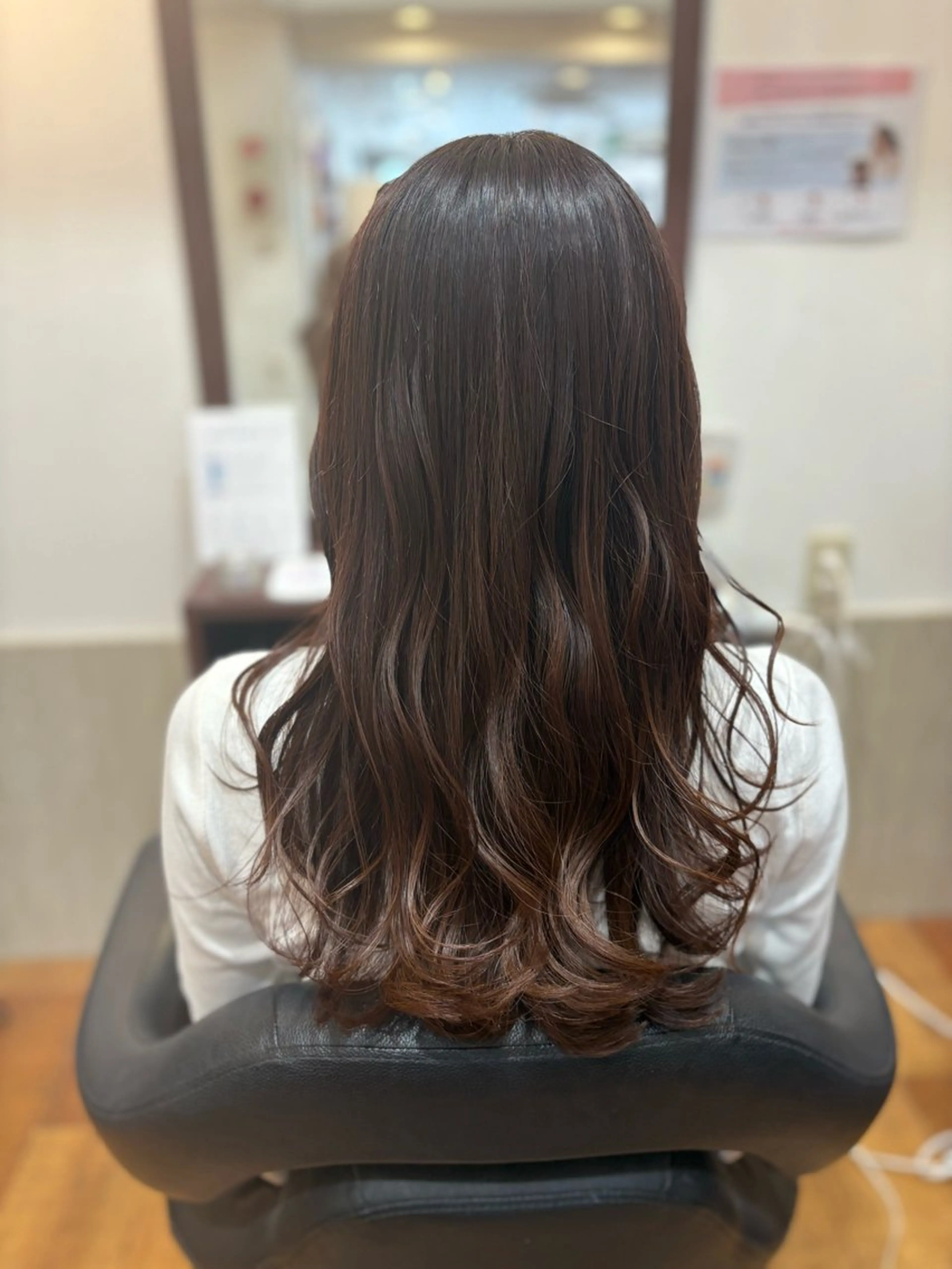 ロング レイヤーカット 髪質改善カラー 縮毛矯正🤍辻桃加のヘアスタイル