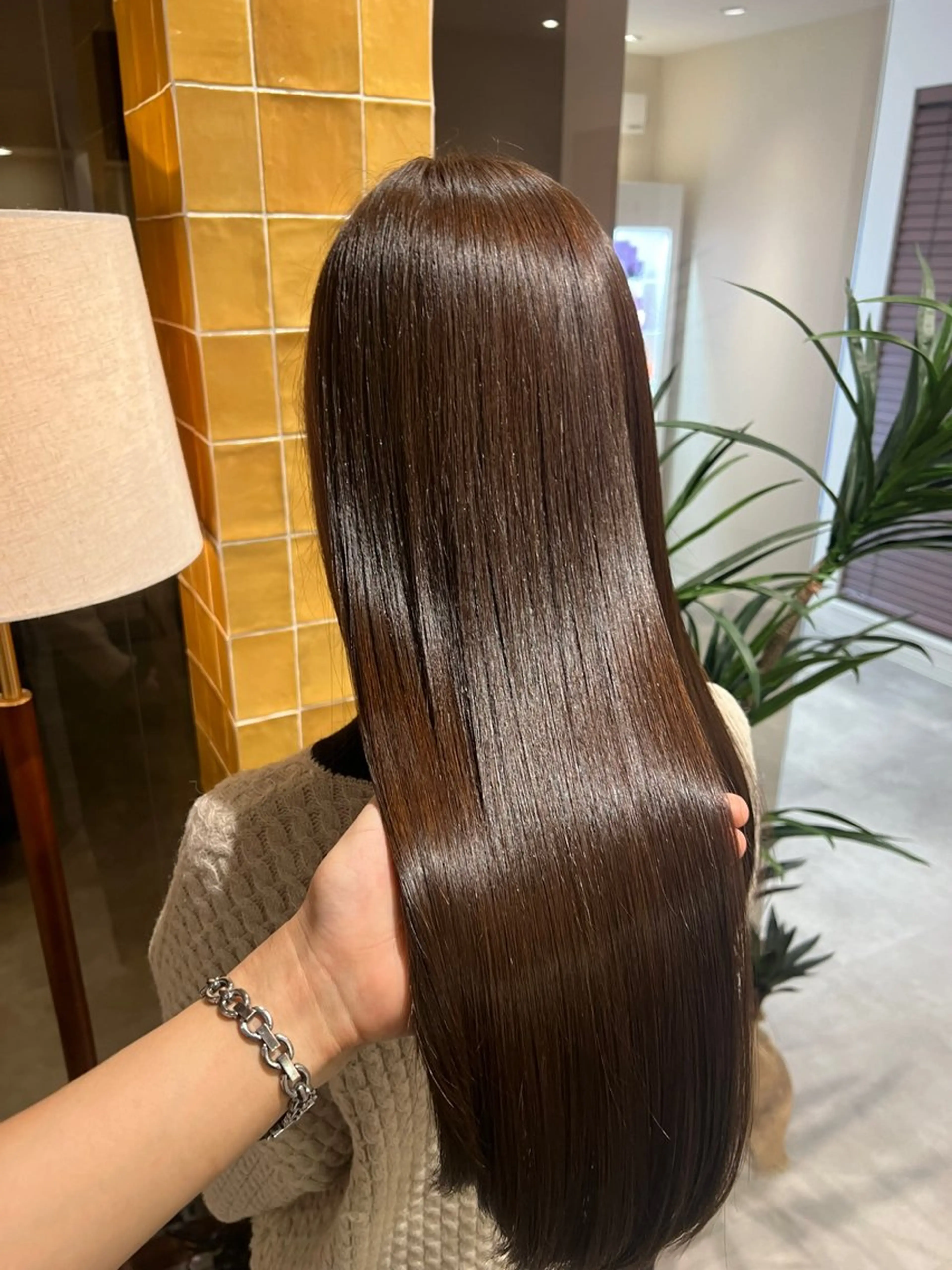 ロング カラー トリートメント ヘアカラー トリートメント 艶髪/透明感 レイヤー YUKIのヘアスタイル