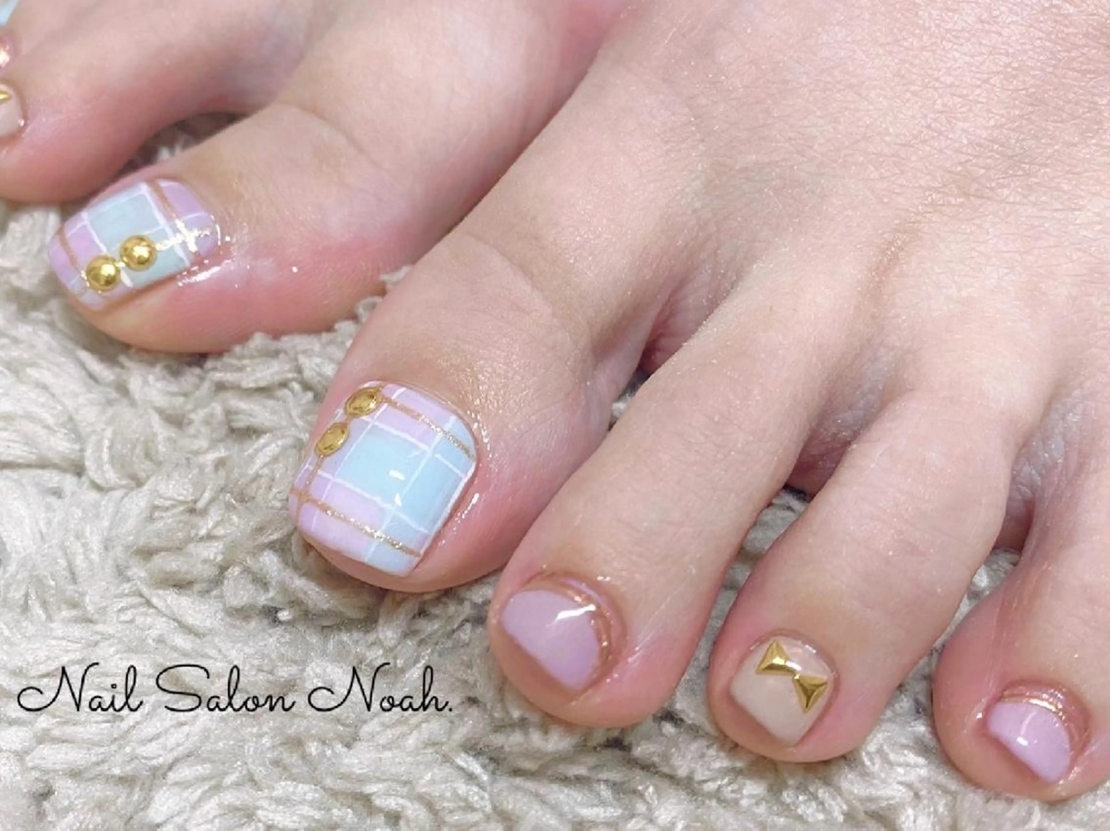 ネイル 持ち込み フットネイル Nail Salon Noah.のネイルデザイン