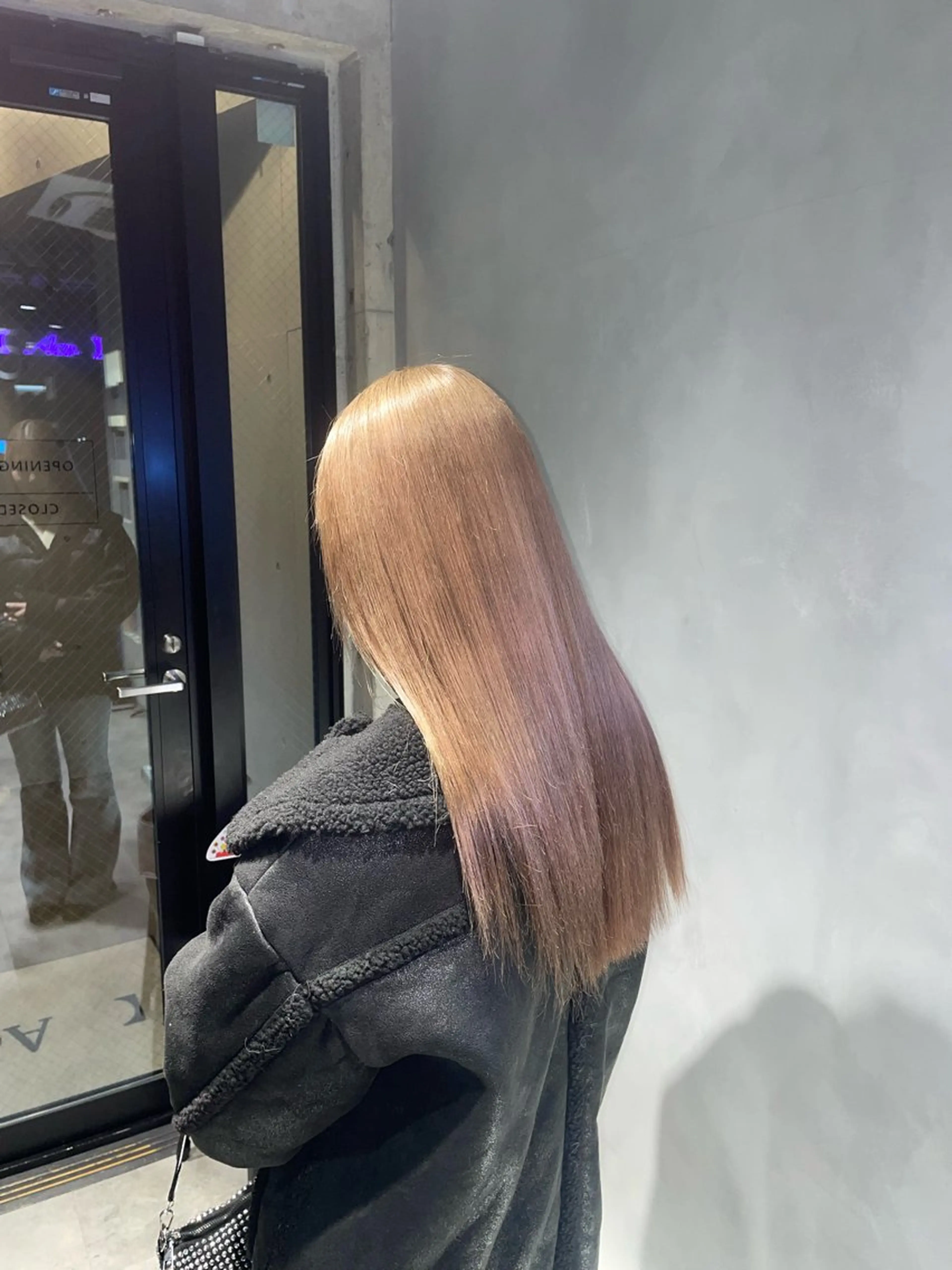 カラー ブリーチ ケアブリーチ 暖色/ハイトーン/ カラー/HBLのヘアスタイル