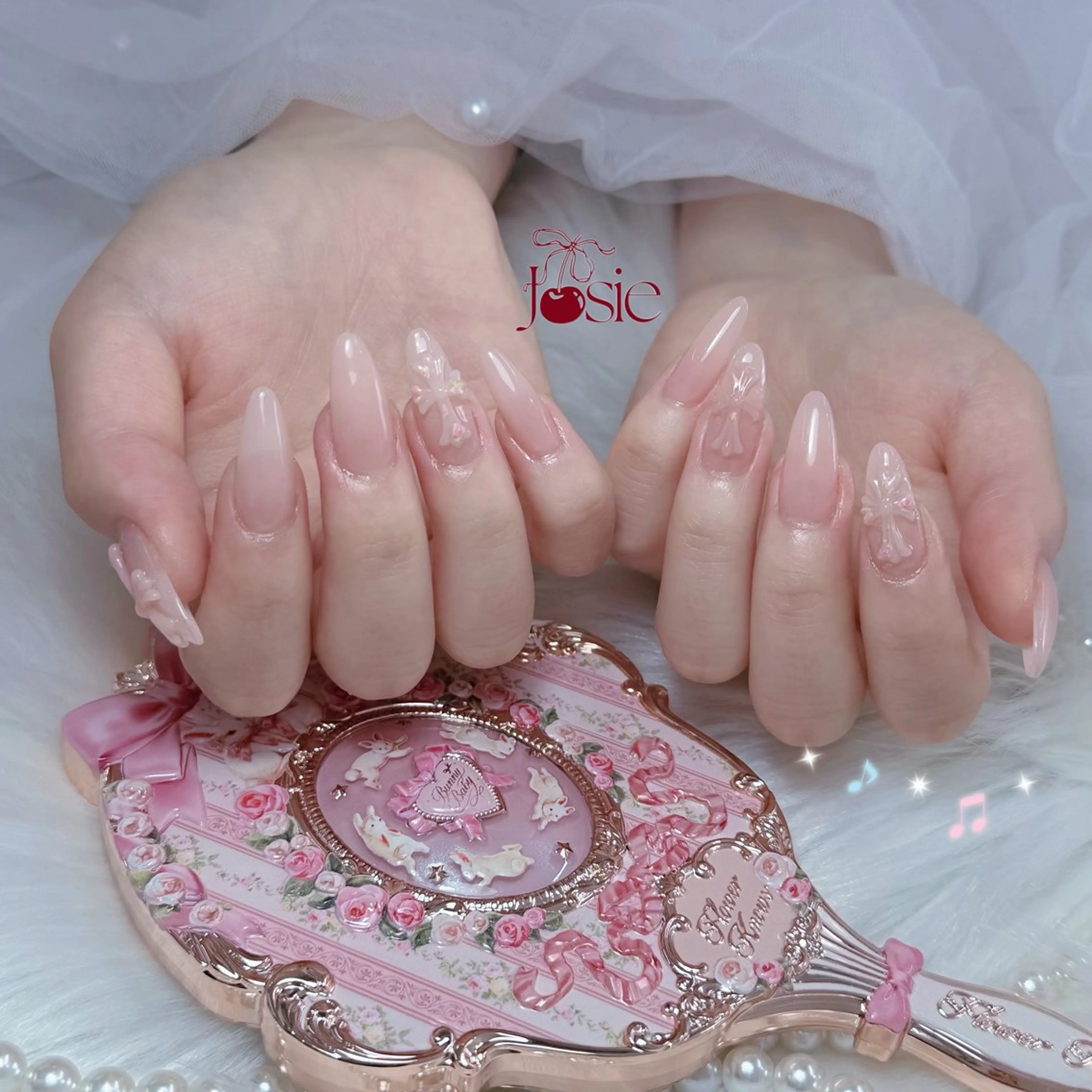 ネイル キラキラネイル 韓国ネイル 持ち込み ワンホンネイル ハンドネイル JOSIE nail studioのネイルデザイン