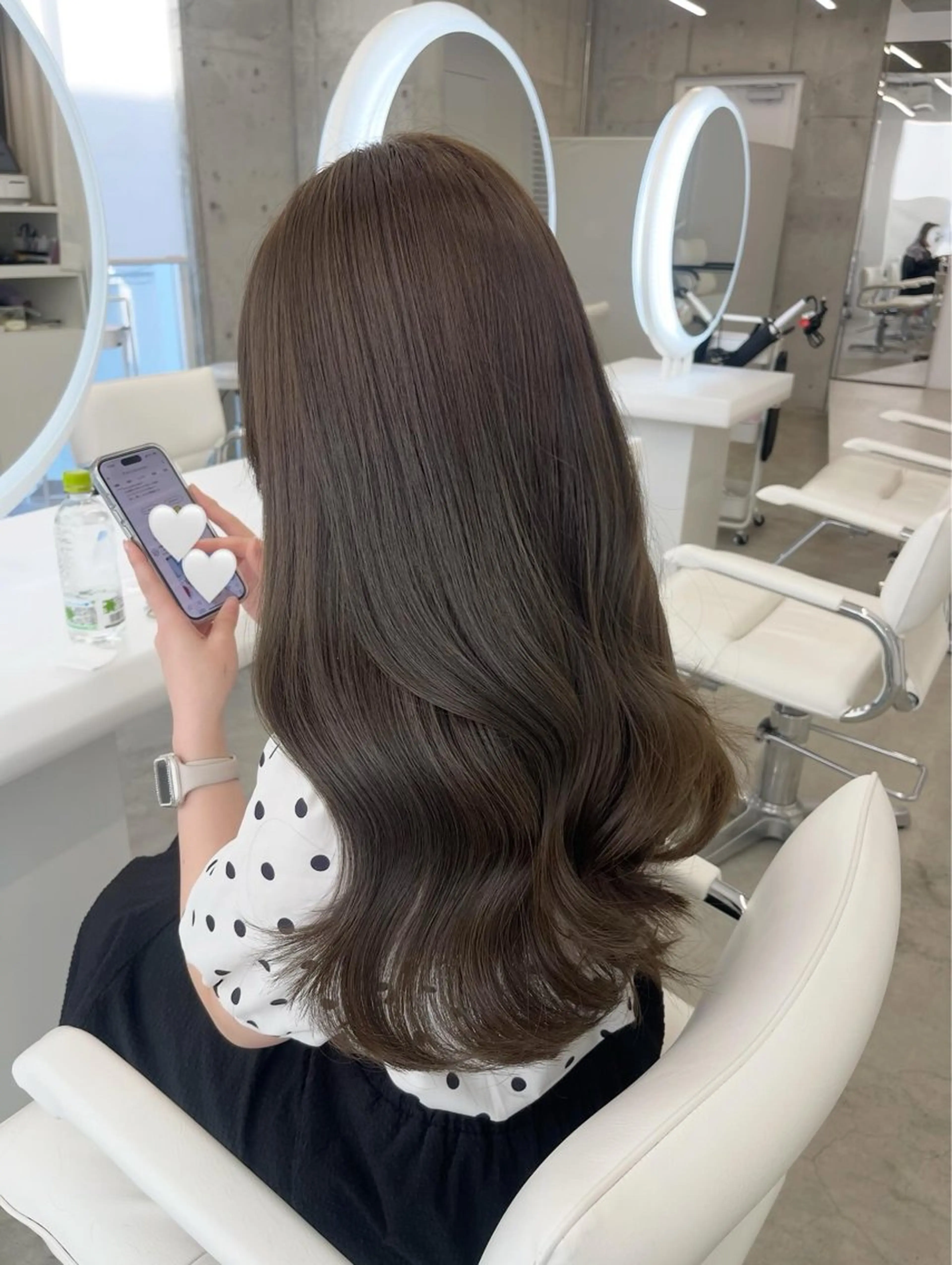 セミロング レイヤーカット 透明感カラー表参道のヘアスタイル