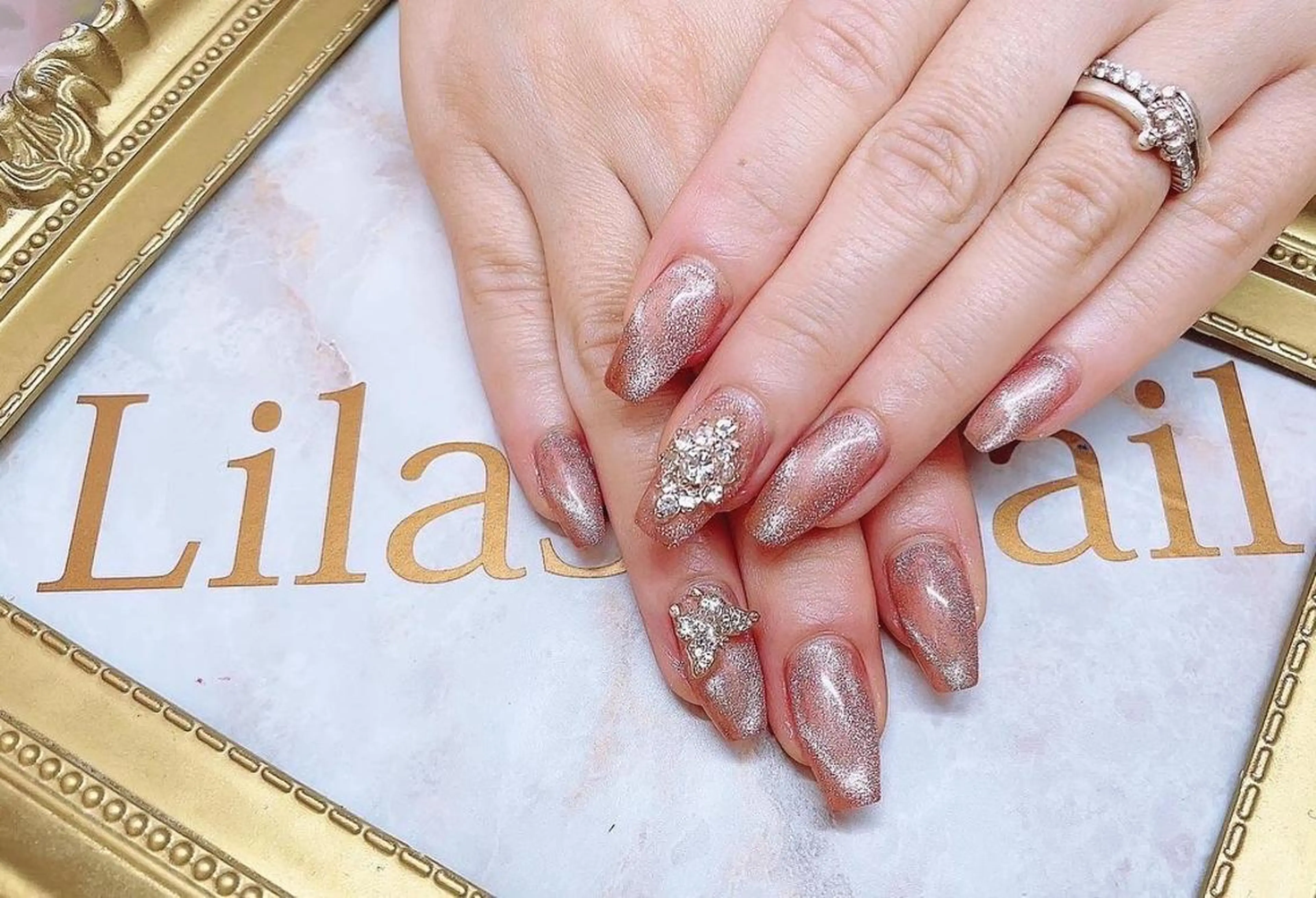 ネイル 入学式 ジェルネイル 卒業式 キラキラネイル ロングネイル Lilas Nailのネイルデザイン